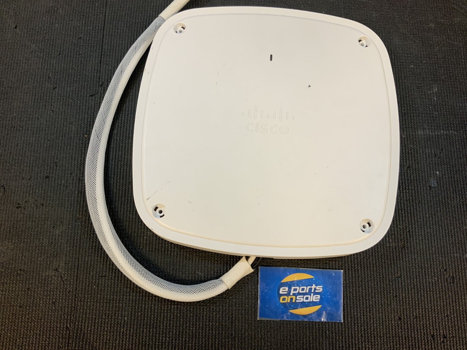 Cisco Catalyst C-ANT9103=  2.4GHz 5/6GHz Directional Patch Antenna RB W2B