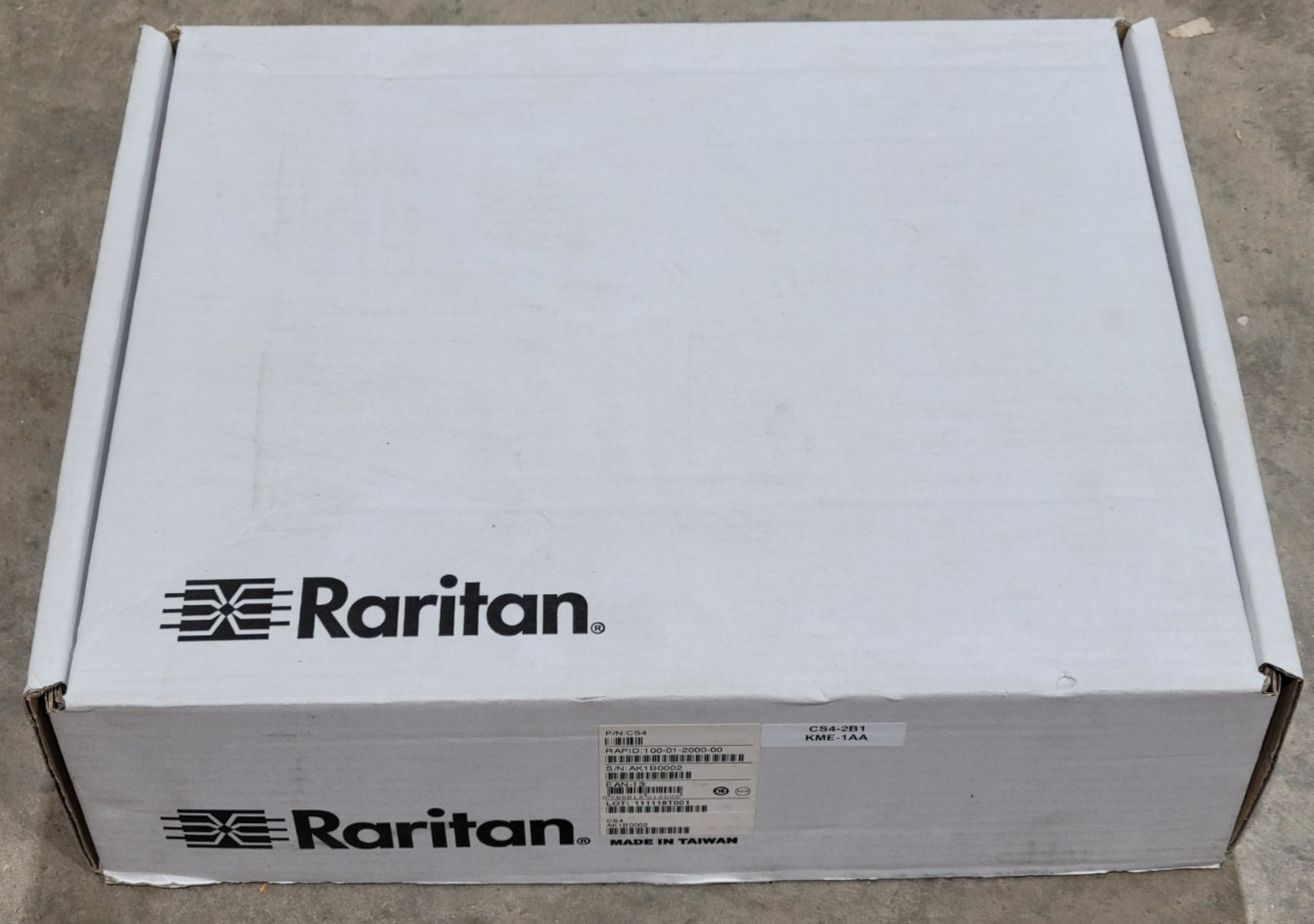 RARITAN COMPUTER CS4 4-port KVM Switch Console (DB25) 1U