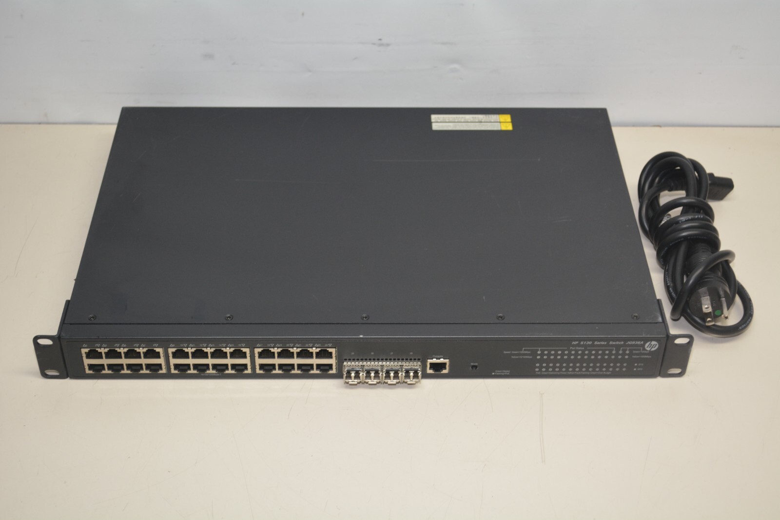 HP (HPE) JG936A Switch 5130-24G-PoE+ -4SFP+ EI Switch #W3215
