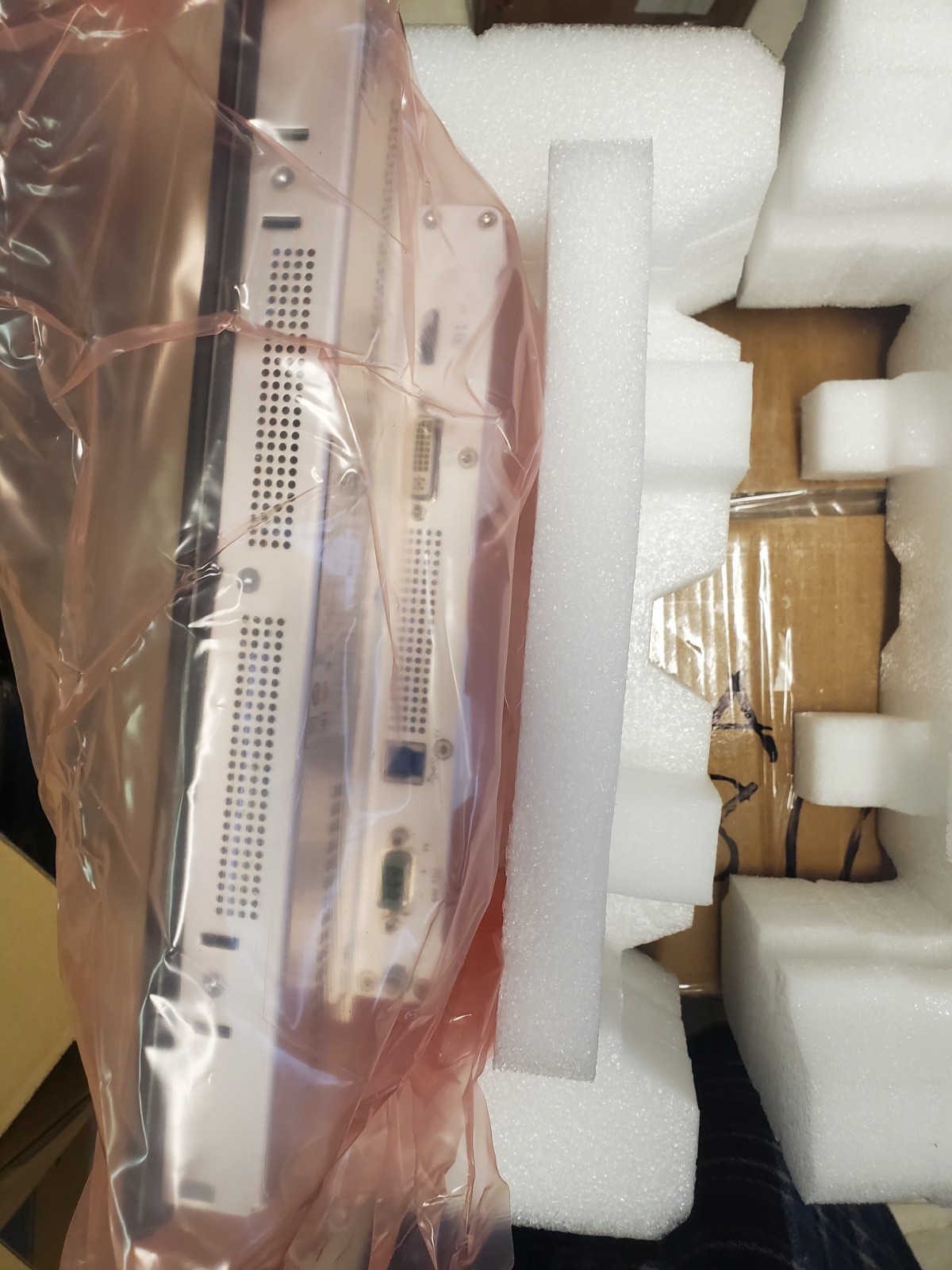 NEW (Open Box) Allen-Bradley VersaView 5100 12.1in Monitor 6200M-12WBN