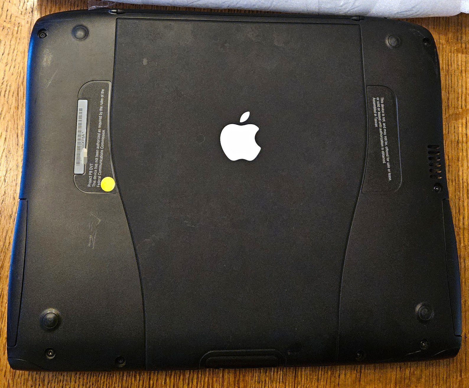 Apple PowerBook G3 Pismo Project P8 DVT Prototype – Rare Engineering Unit 