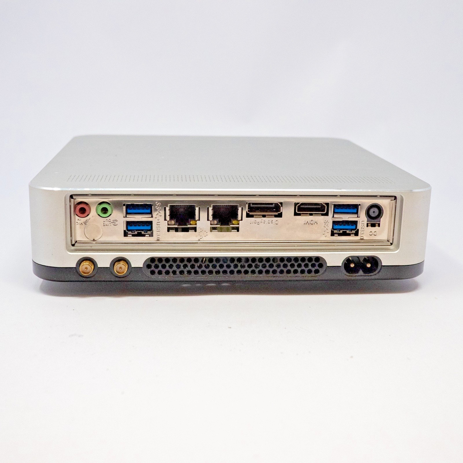 Mini PC Barebones ASUS H110T LGA1151 Thin Mini ITX Dual LAN 256GB SSD LUNA DNK-H