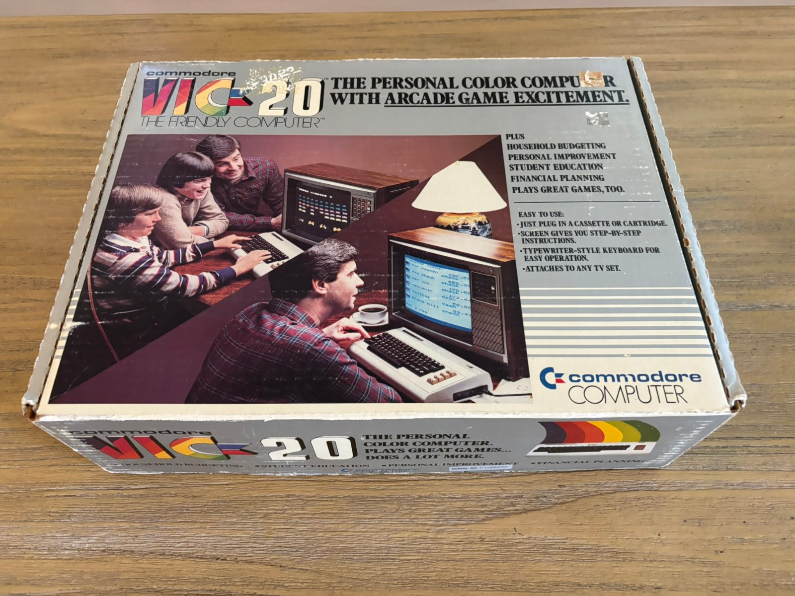 Commodore VIC-20 - NTSC - Excellent Condition - TESTED - Works (CIB)
