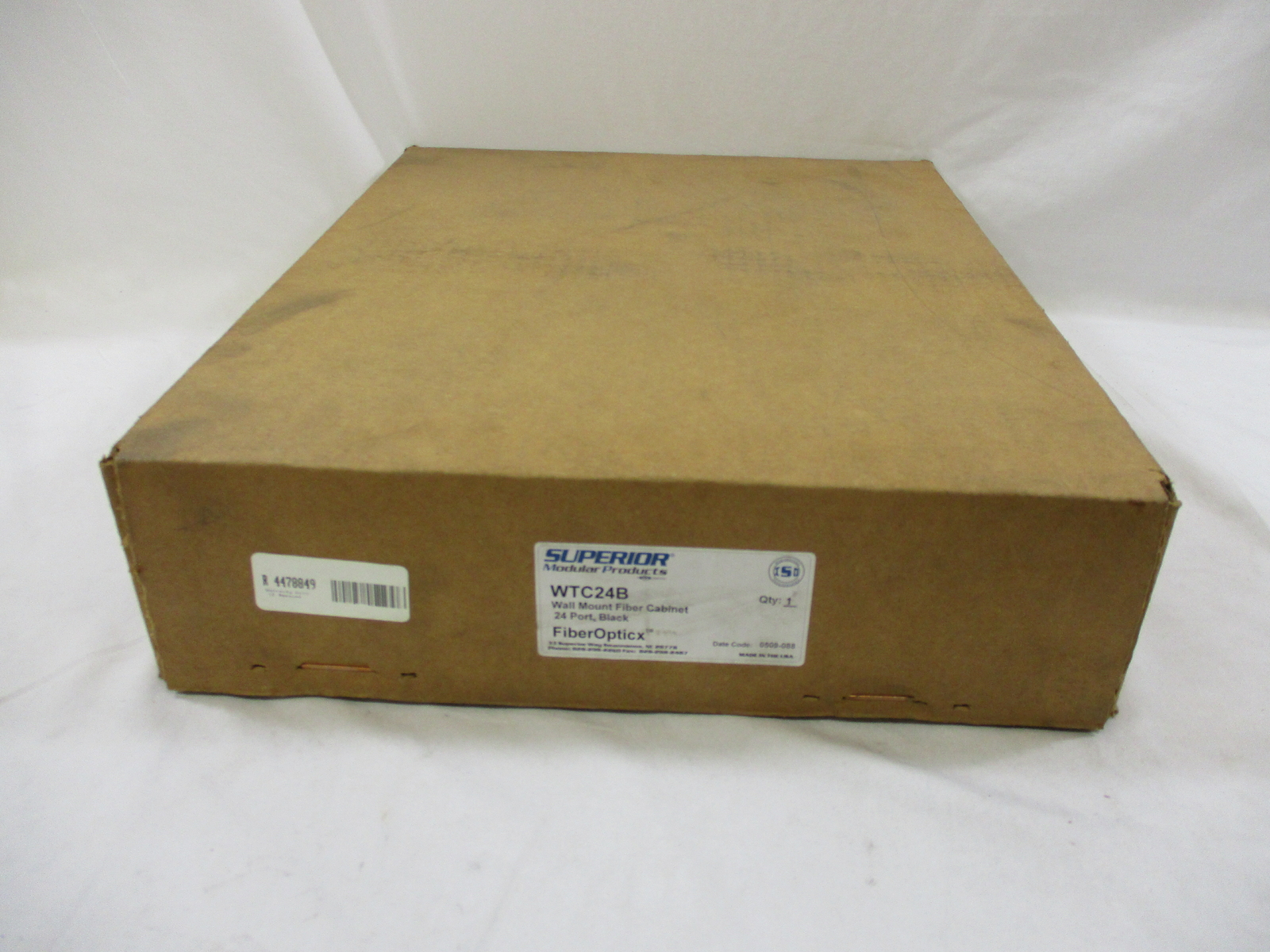 *NEW* SUPERIOR MODULAR PRODUCTS WTC24B WALL MOUNT CABINET 24 PORT