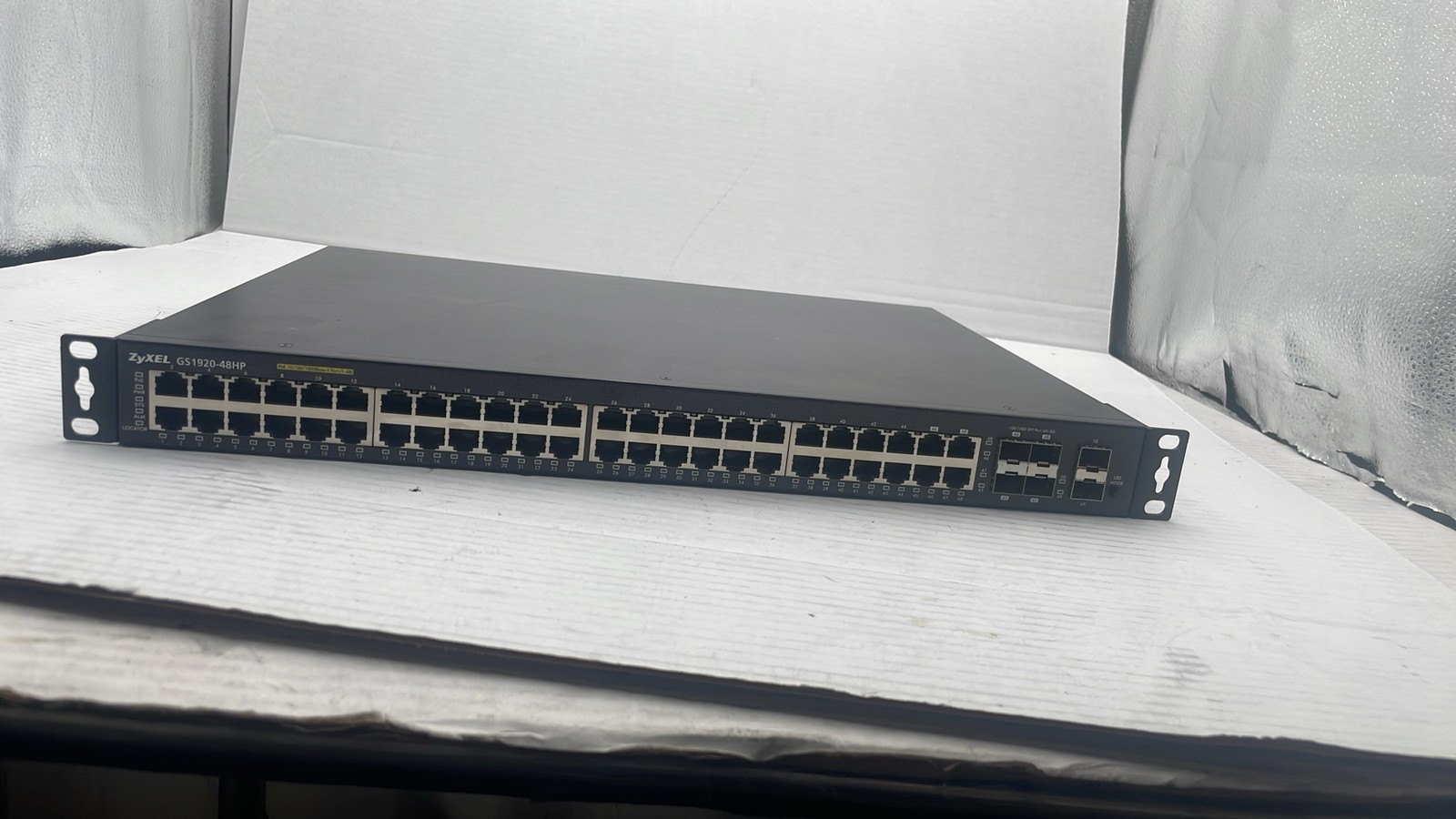 Zyxel GS1920-48HP 48-Port GbE PoE+ Smart Managed Rackmount Network Switch 375W