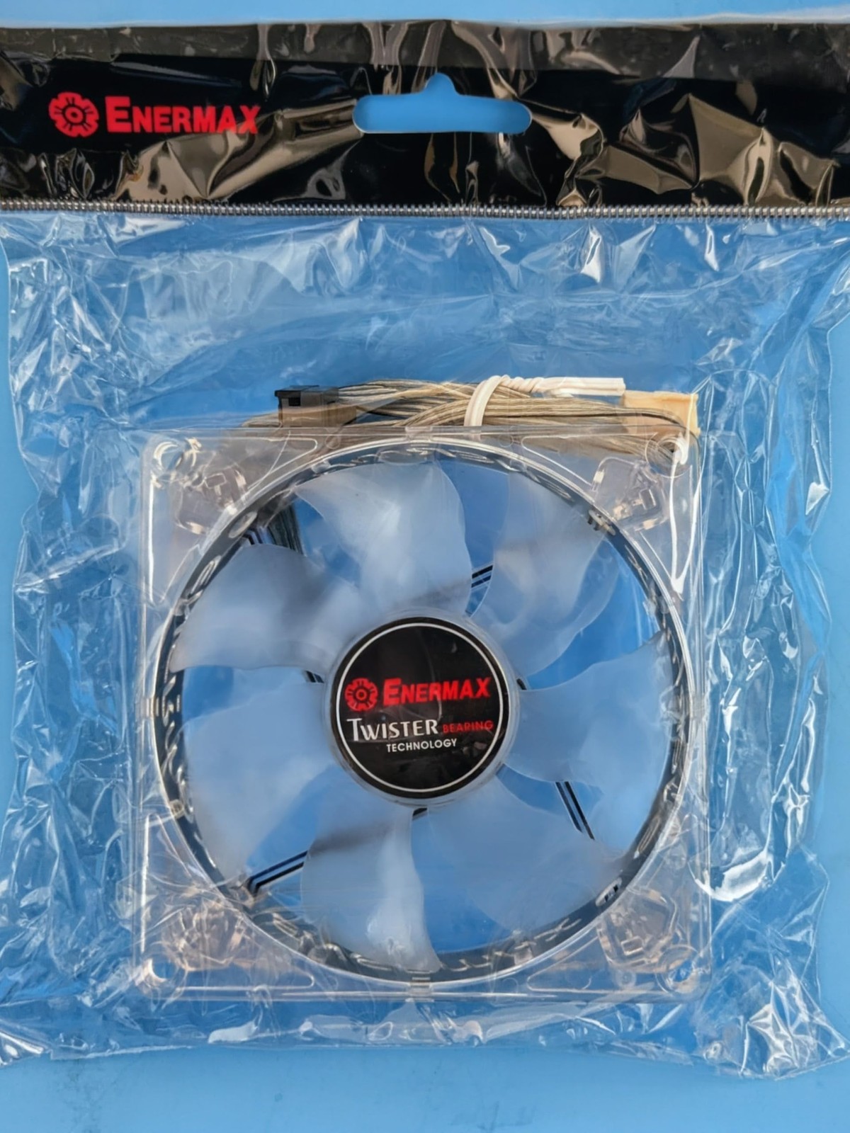 Twister XUCEV9N 92mm PC Case Fan, Blue LED, 1500 RPM, Clear Frame, 3-Pin Conn...
