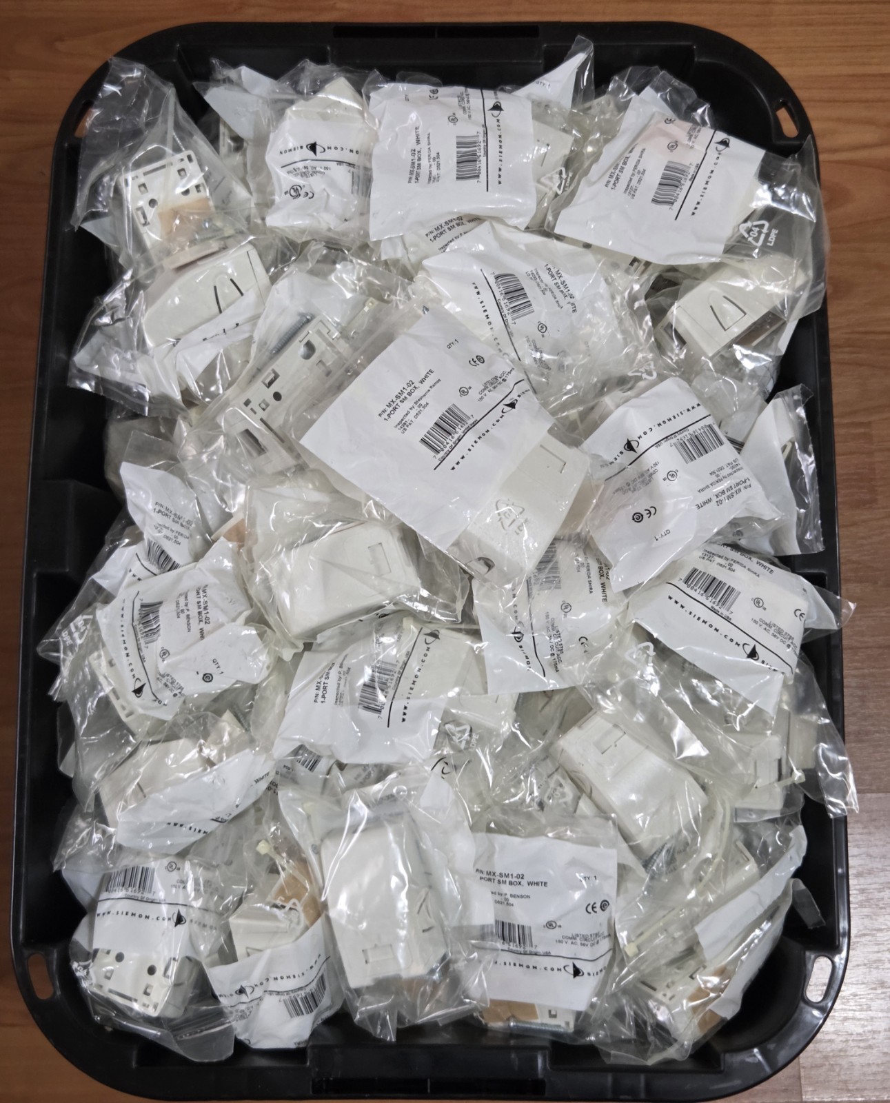 Siemon MX-SM1-02 1 Port Surface Mount Box White Lot 50 Structured Cabling New