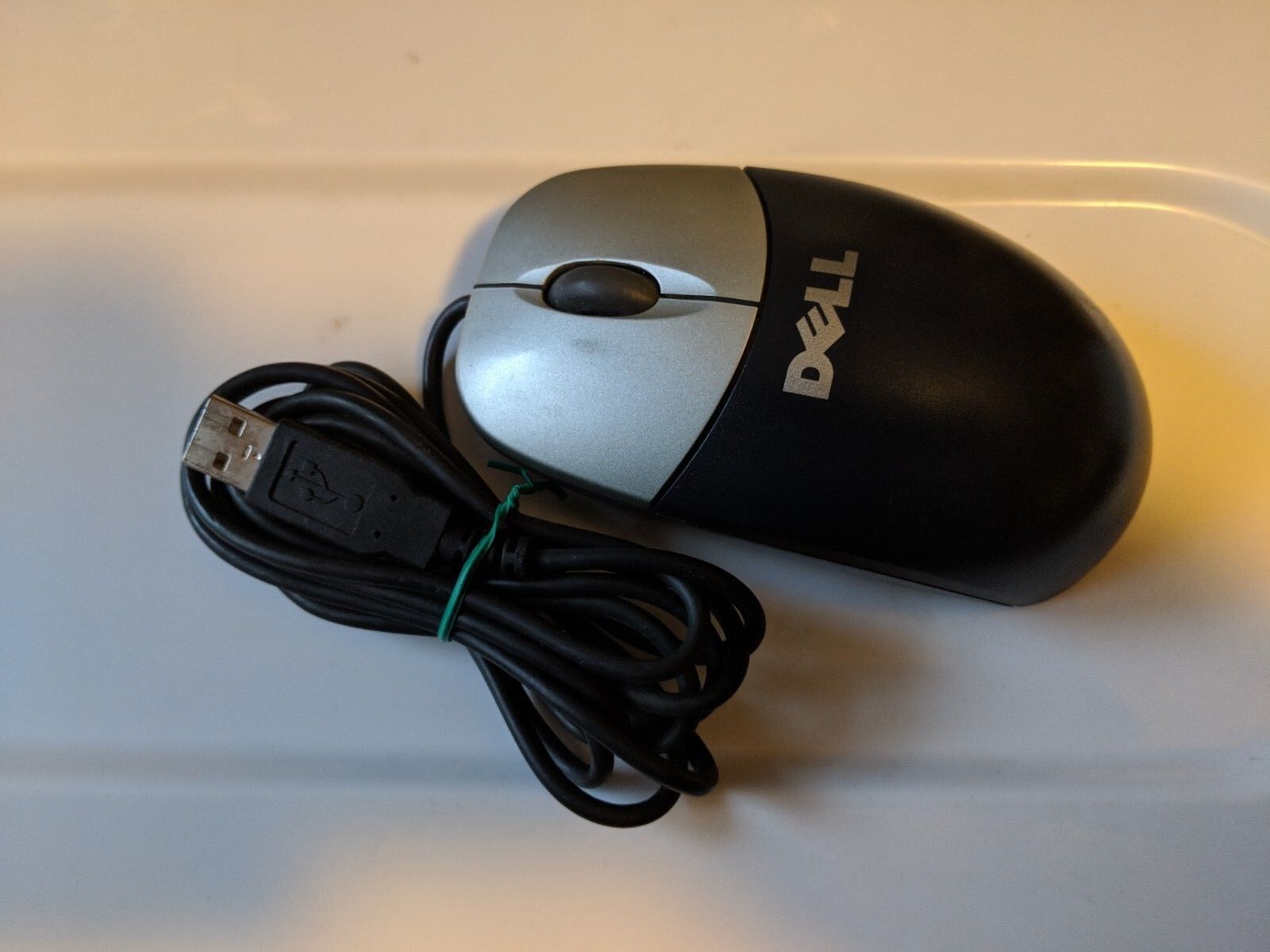 Genuine Dell (MO56UO) USB Wired Optical Laser Standard Black/Silver Mouse 