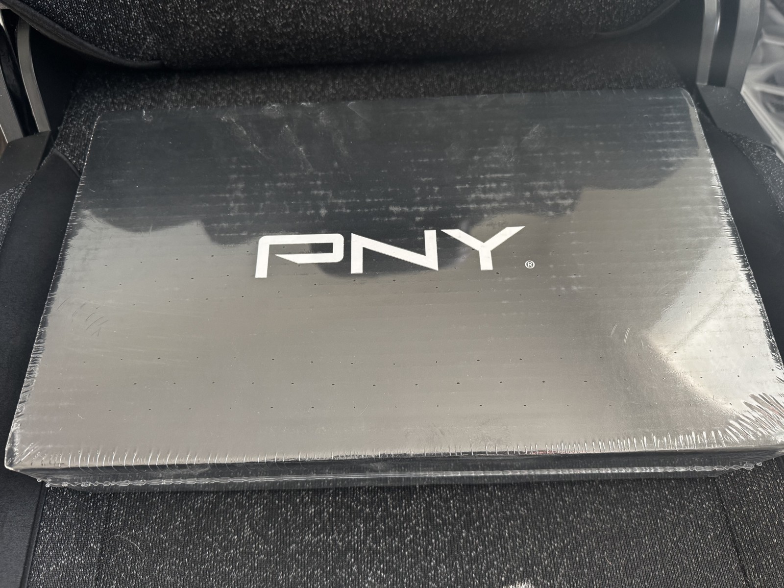 PNY NVIDIA RTX 4000 Ada Generation 20GB GDDR6 VCNRTX4000ADA-PB New Sealed Retail