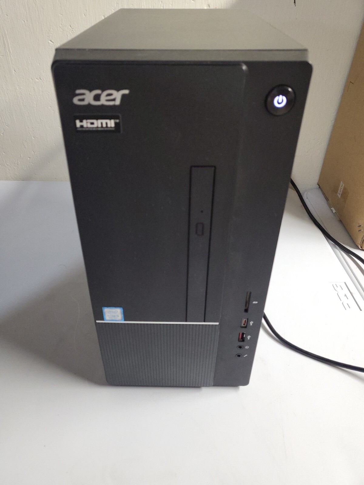 Acer Aspire TC-865 MT i5-8400 8GB RAM 128 GB SSD Windows 10 Desktop PC WiFi