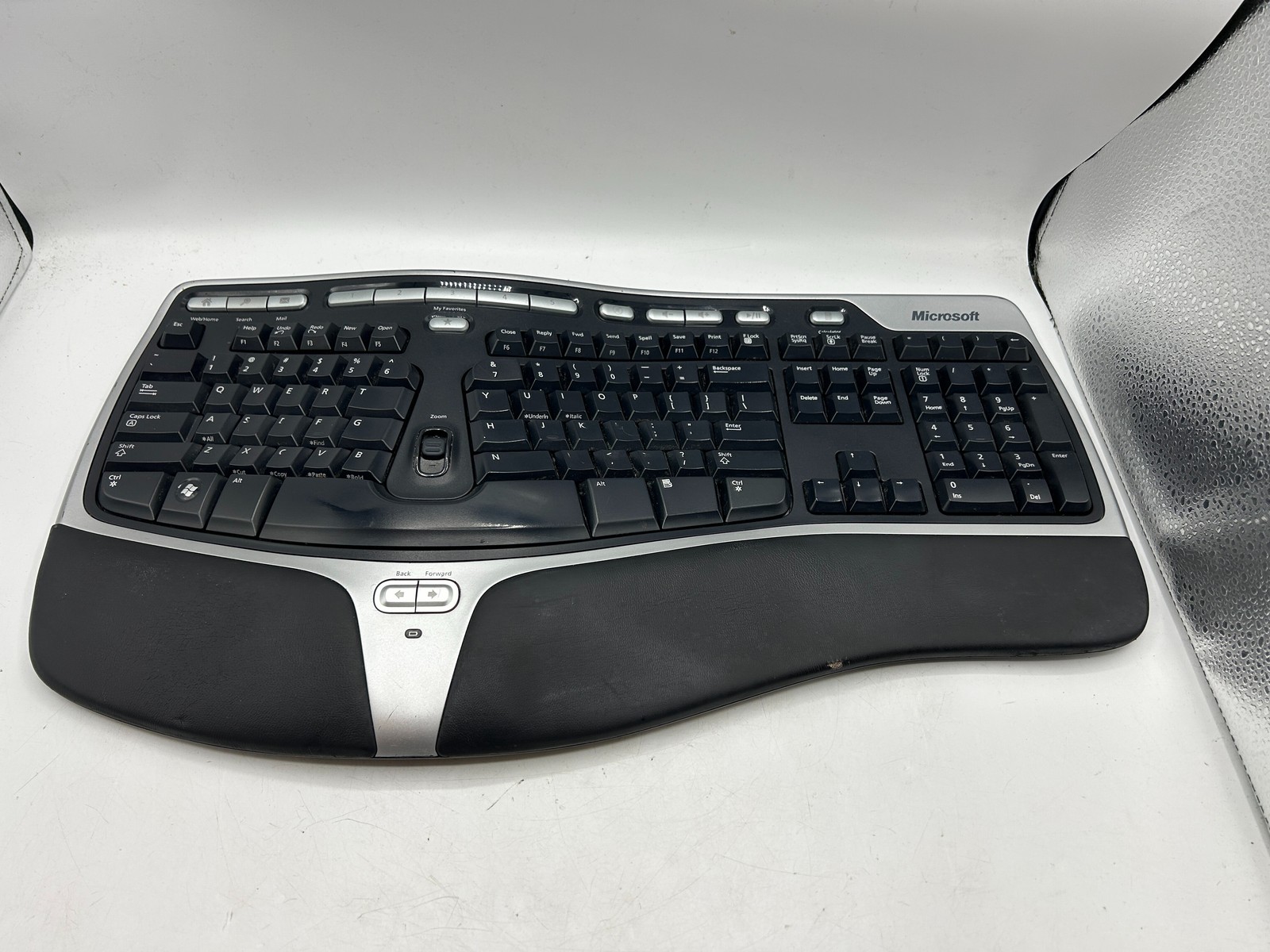Microsoft Natural Wireless Ergonomic Keyboard 7000 Model 1118 NO DONGLE FREE S/H