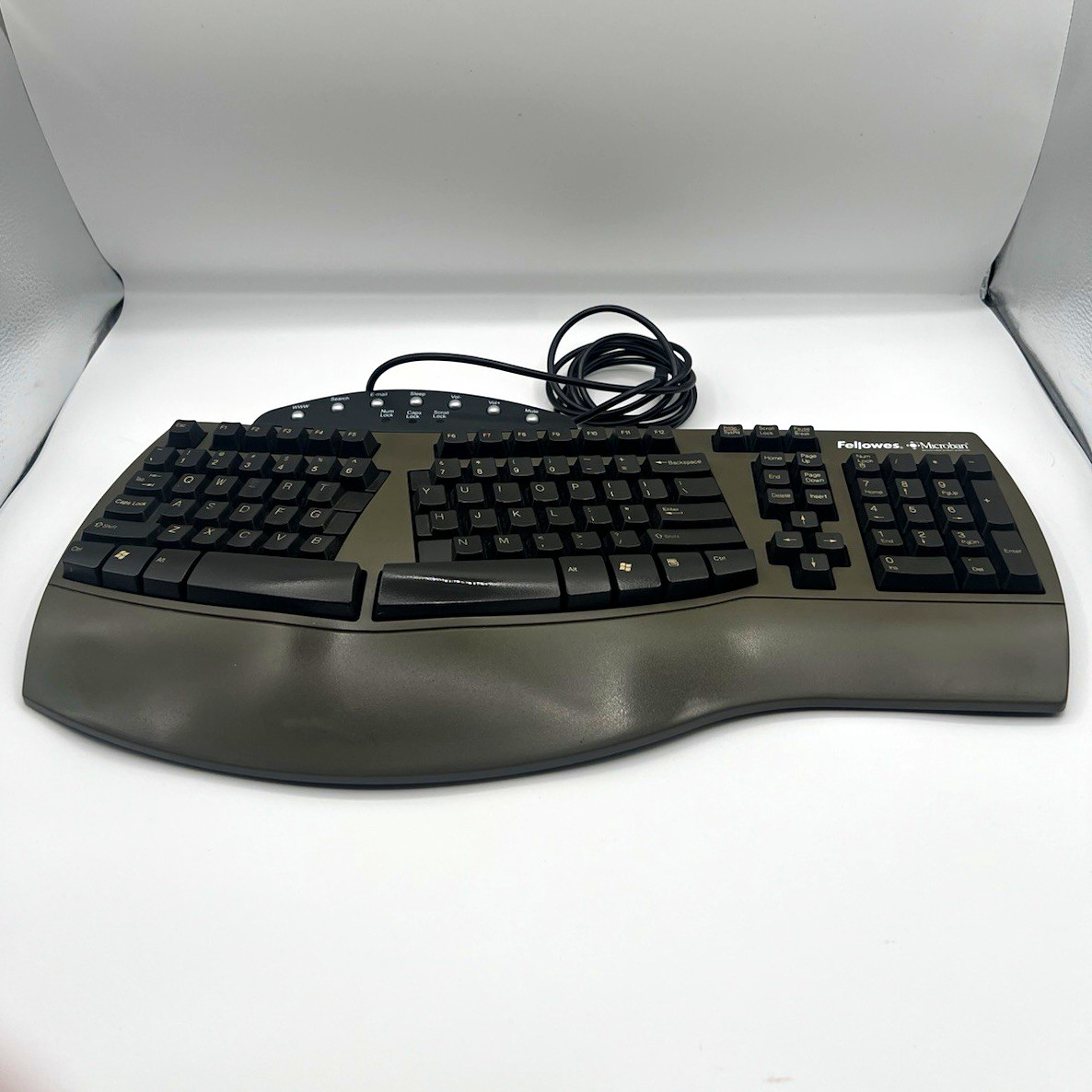 Fellowes Ergonomic Wired USB Keyboard KU-9938 98915 Black/Gray QWERTY EN