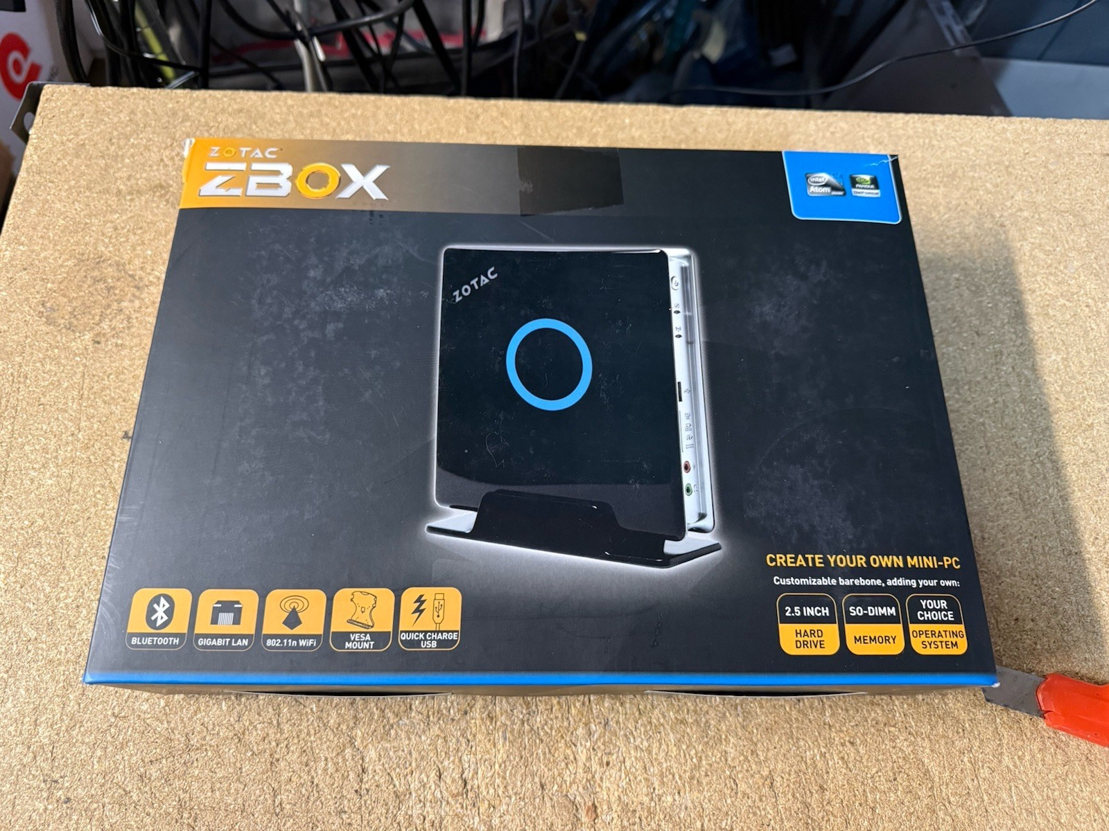 Zotac Zbox iD86 Mini PC Intel Atom D2250 NVIDIA GeForce GT610 WiFi Bare Bone NEW