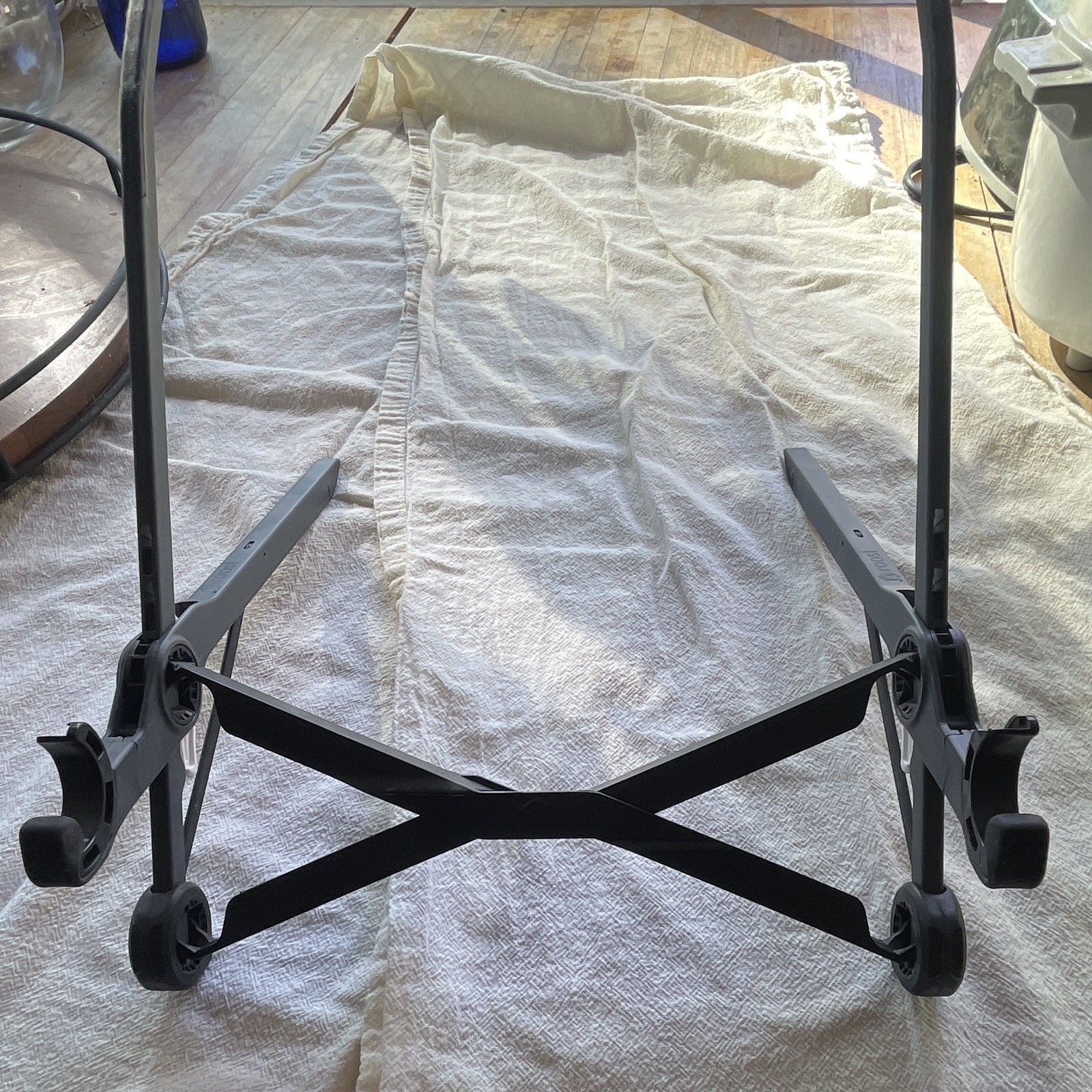 Roost Laptop Stand