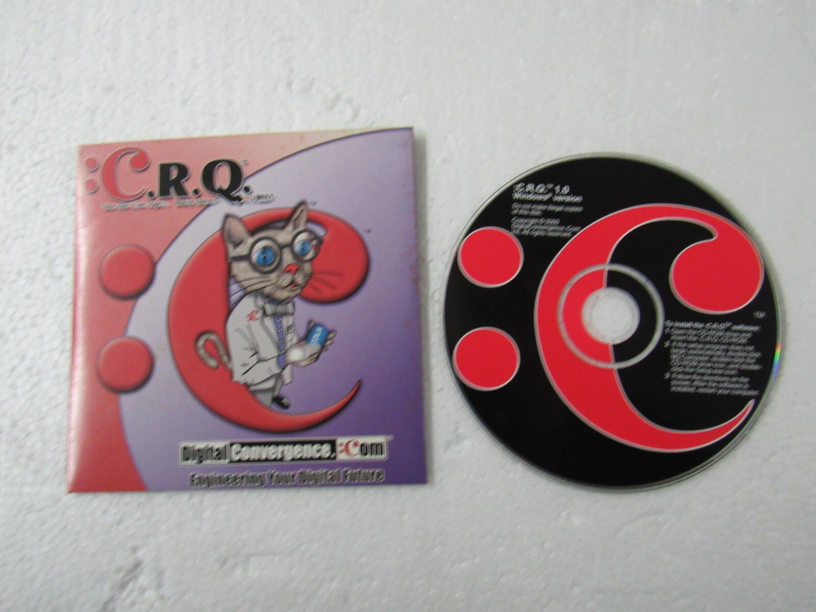 C.R.Q. 1.0 WINDOWS Version by Digital Convergence Company, 2000 - the CD-ROM CD