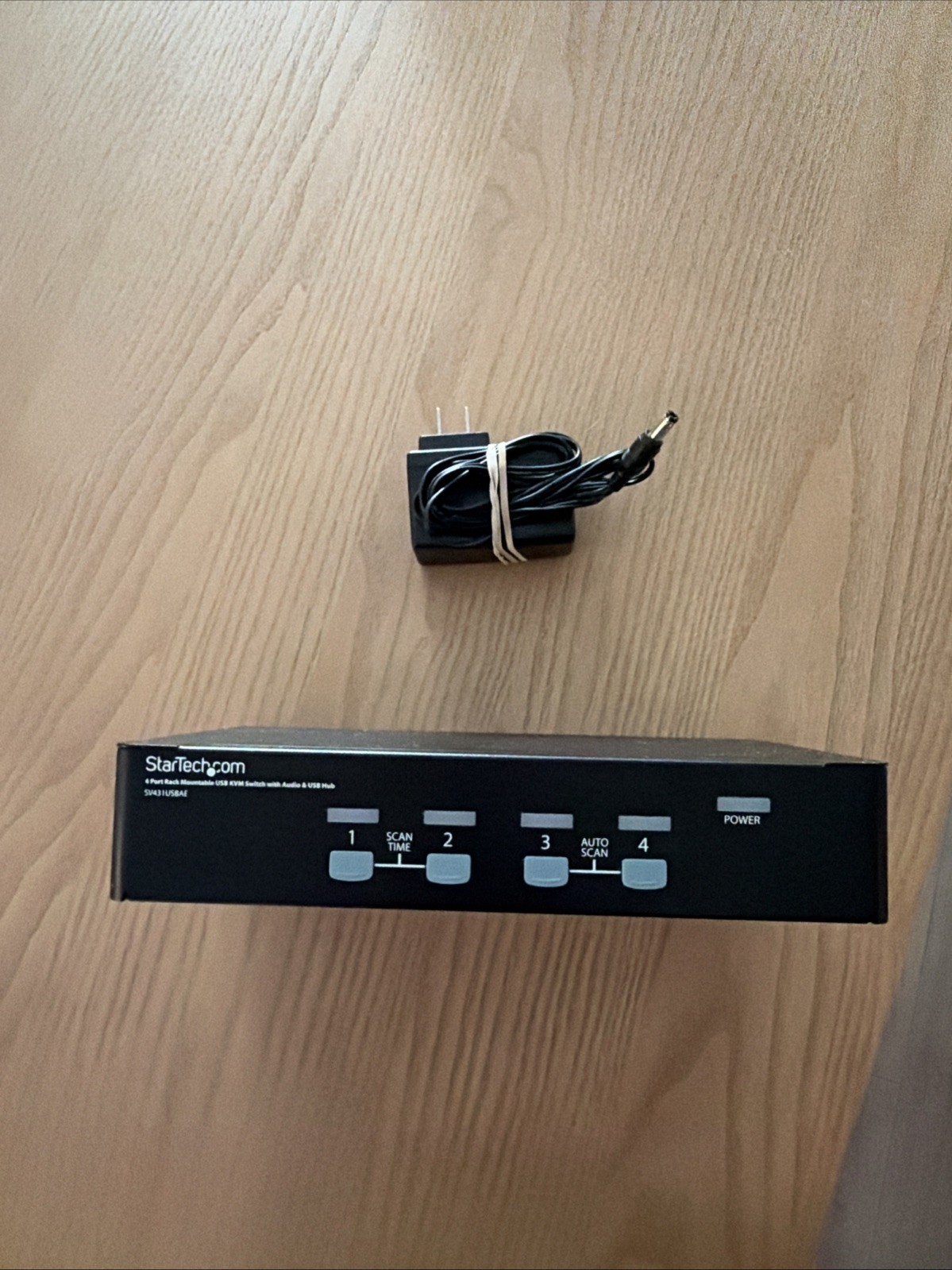 StarTech.com 4 Port USB to Serial Adapter Hub