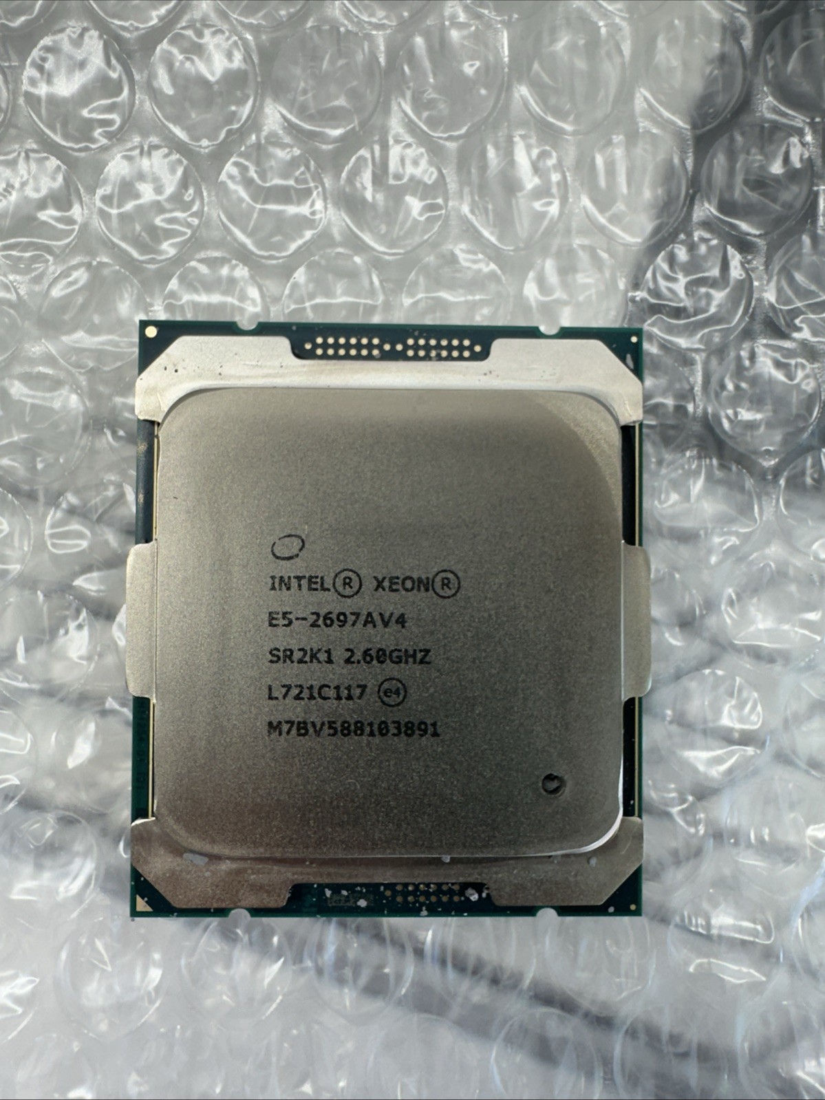 Intel Xeon E5-2697A V4 2.60GHz 16-Core 40MB LGA2011-3 Server CPU Processor SR2K1