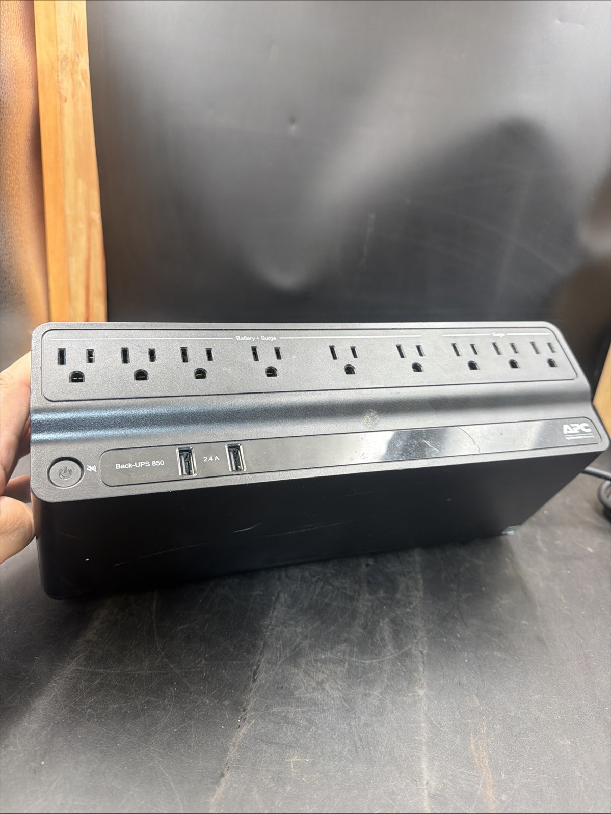 APC Back-UPS BE850M2 850VA 9 NEMA Outlets 2 USB Ports 120V NO BATTERY
