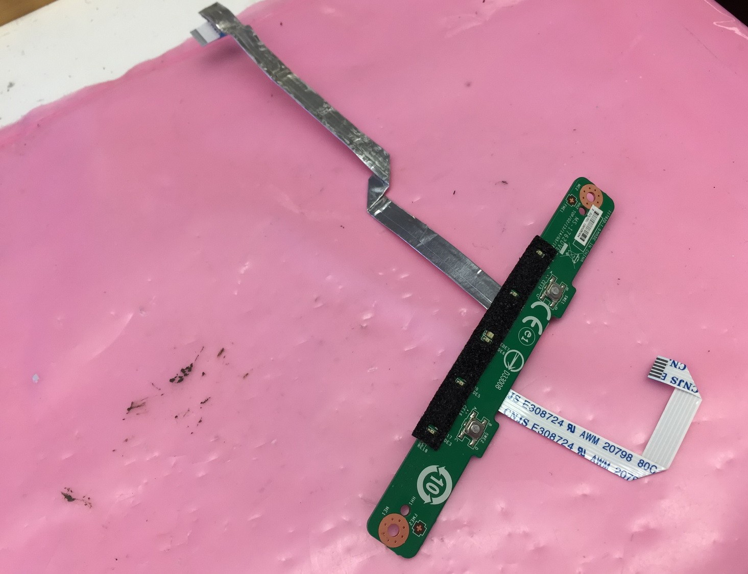 Genuine MSI GT70 MS-1762 17.3" Touchpad Mouse Buttons Board W/ Cables MS-1762D
