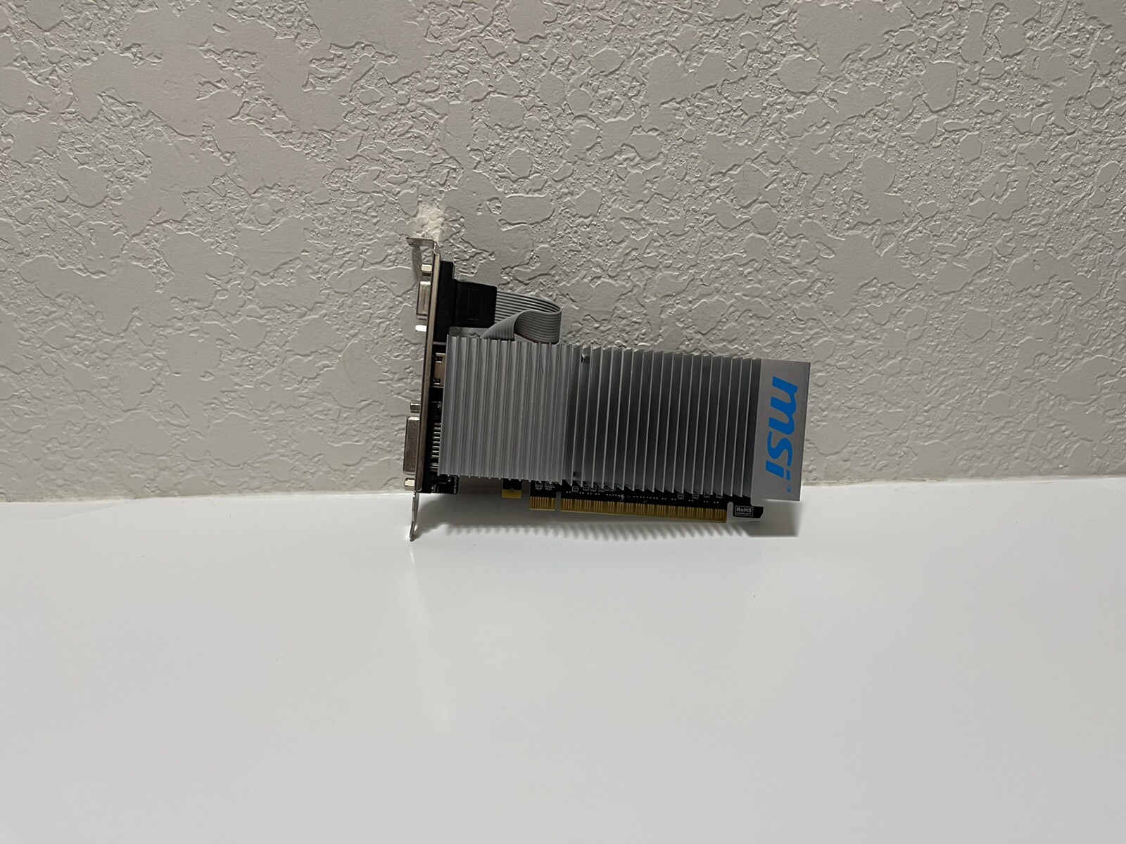 MSI NVIDIA GEFORCE 210 1GB GDDR3 PCIE VIDEO CARD N210-MD1GD3H/LP /UC4-2