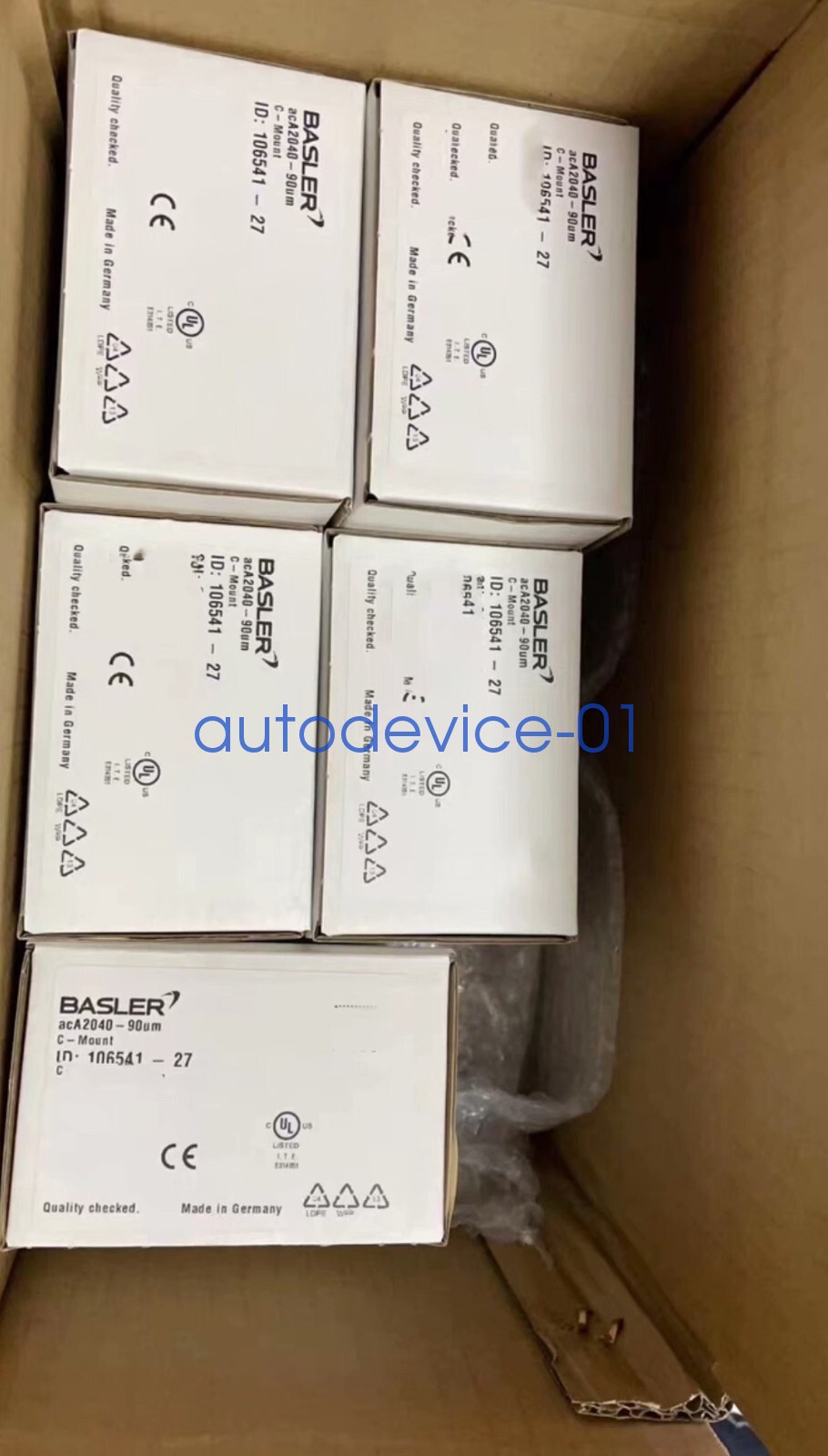 Basler acA2040-90um industrial camera by DHL/FedEx