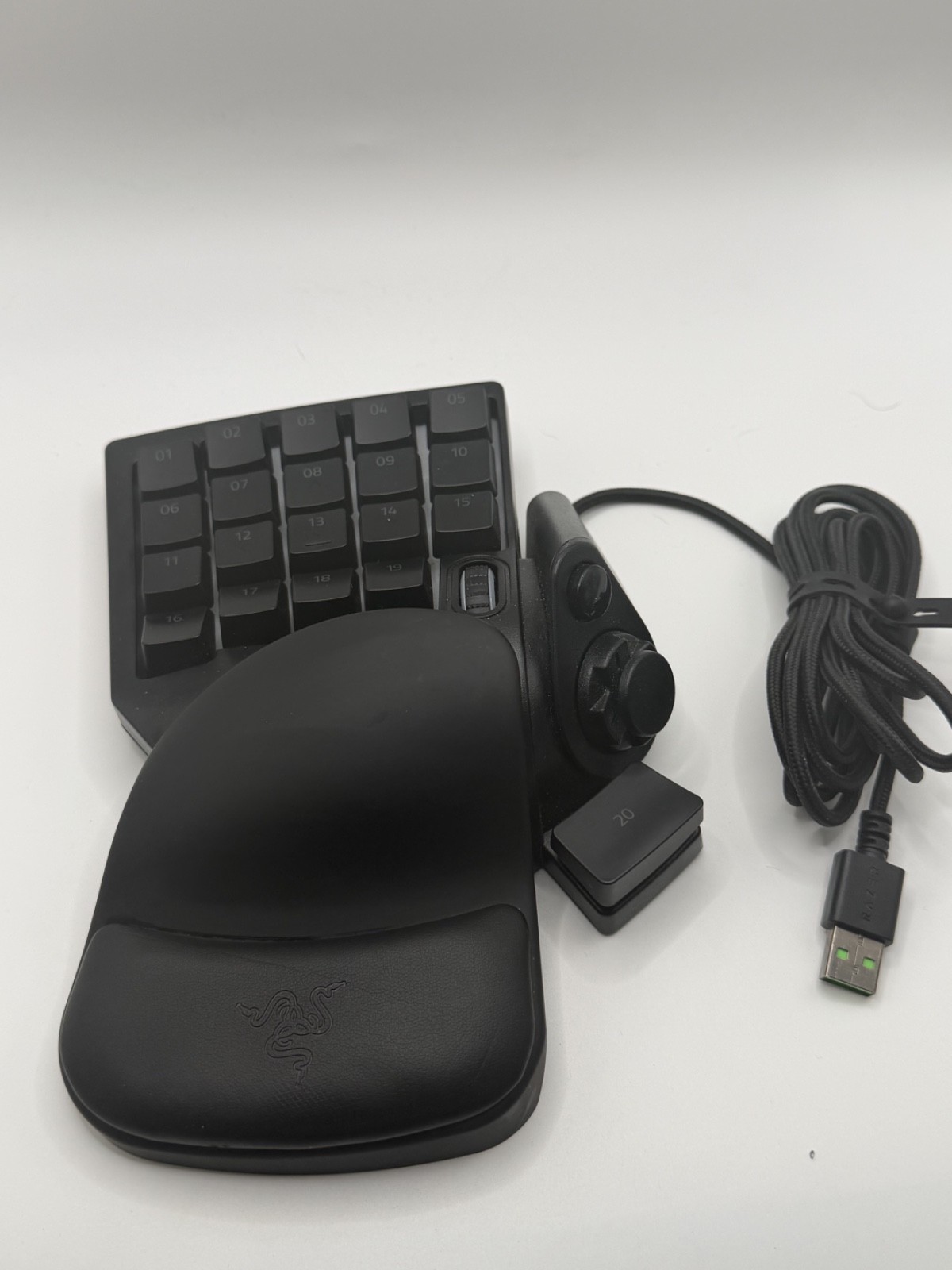 Razer Tartarus V2 Gaming Keypad Chroma RZ07-0227 PC Gaming Accessory