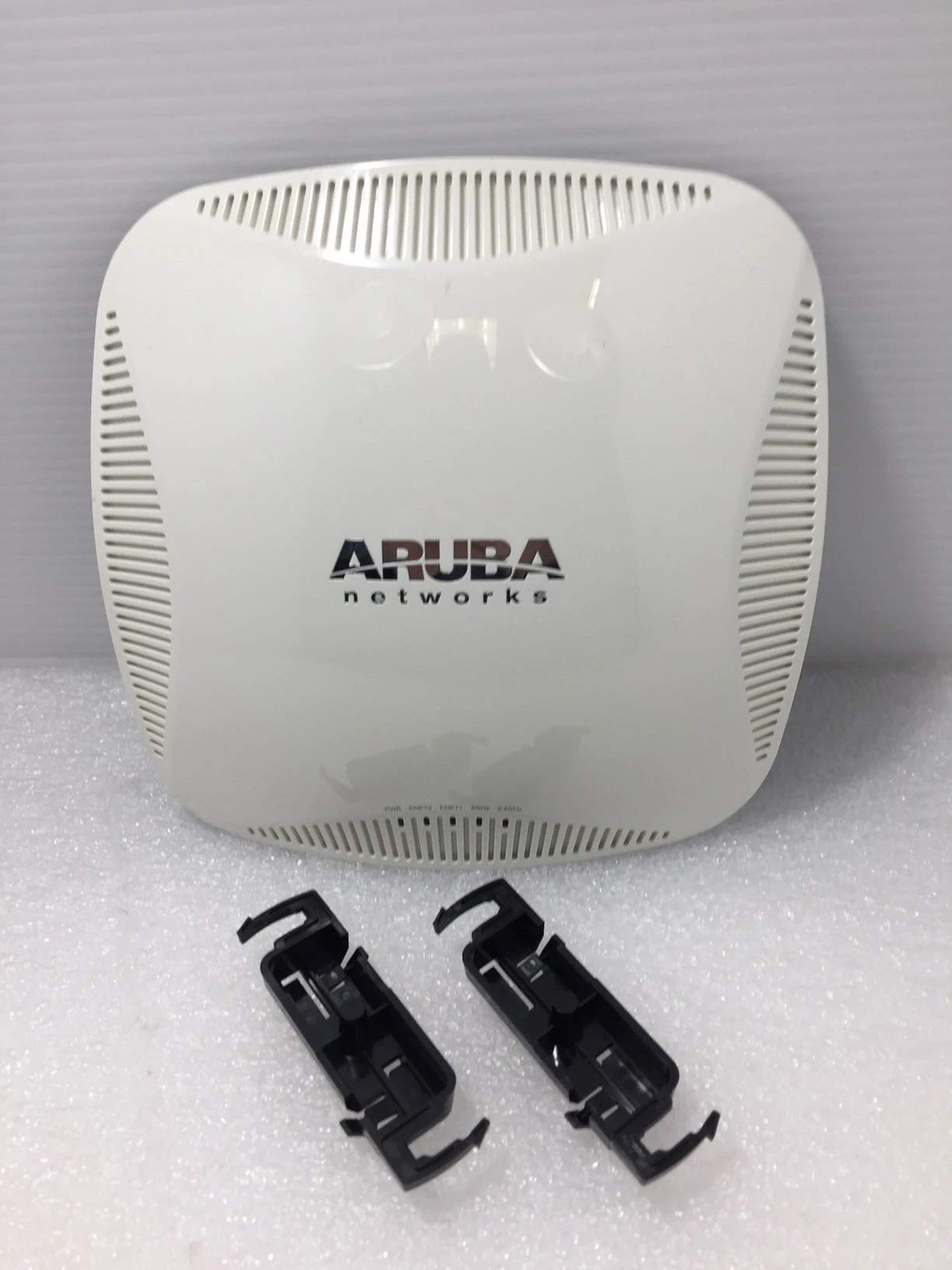 Aruba Instant IAP-215-US Wireless Network Access Point (802.11n/ac, 1.3Gbps, ...