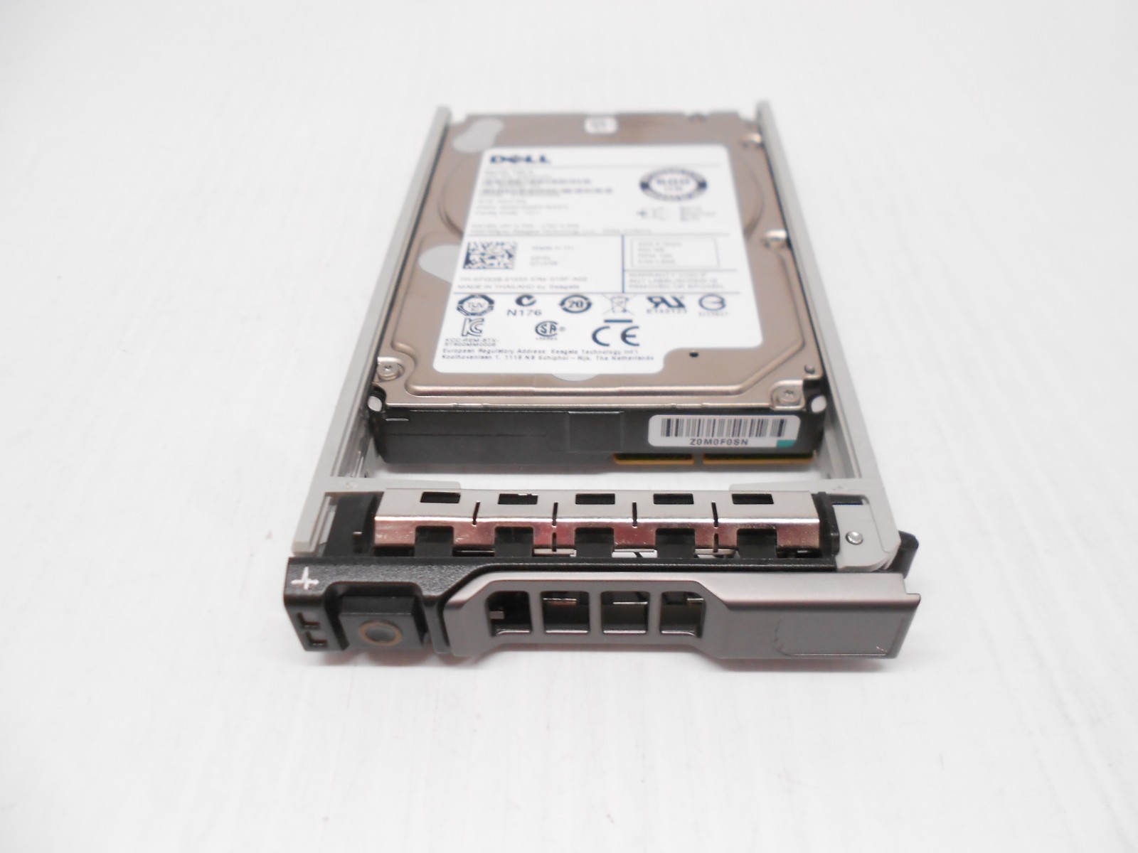 Dell 7YX58 600GB 10K SAS 2.5 SAS SERVER HARD DRIVE R610 R620 R630 R710 R720 R730