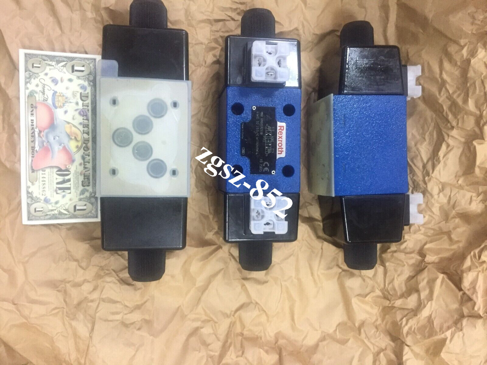4WE 10 J33/CW110N9K4 NEW REXROTH VALVE 1PC Fast shipping DHL FedEx