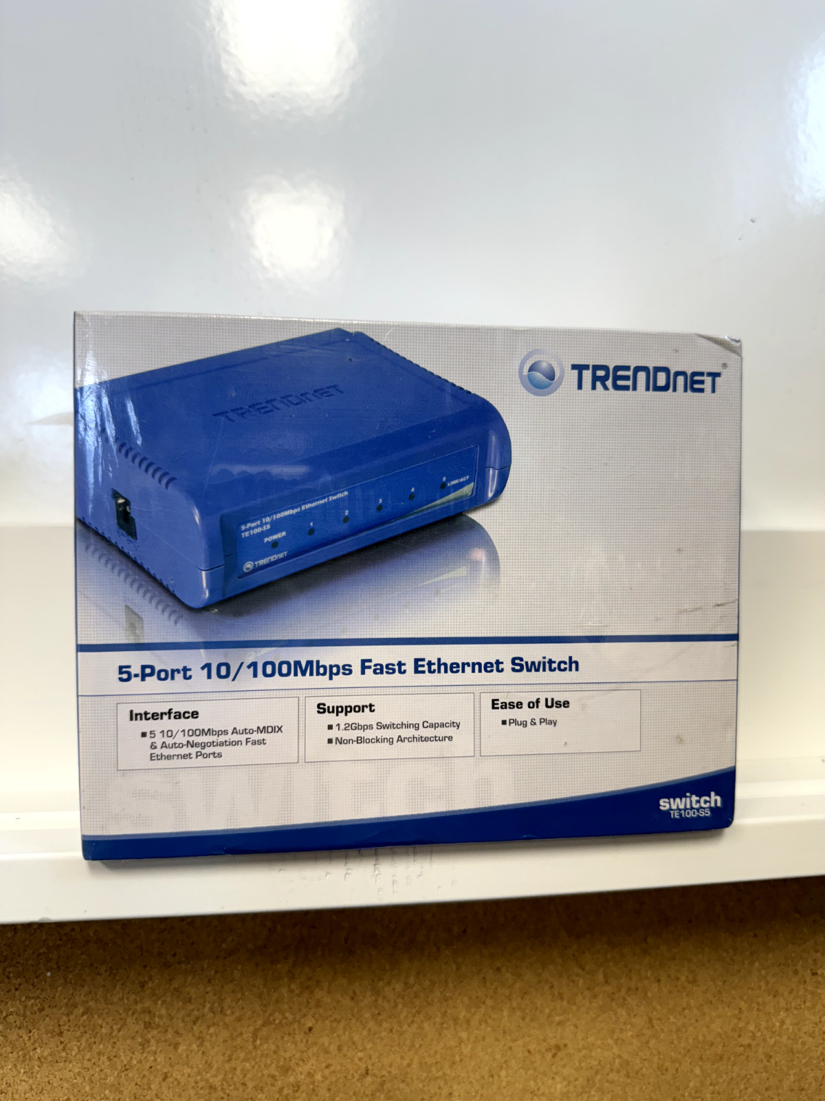 TRENDnet TE100S5 5-Port 10 / 100Mbps Ethernet Switch Sealed