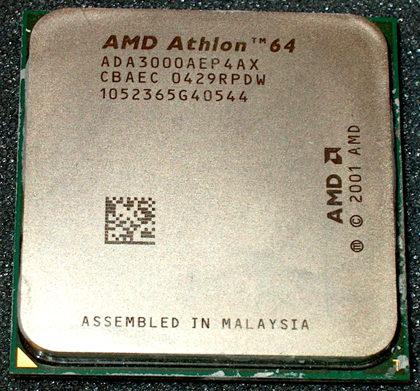 AMD ATHLON 64 3000+  2.0 GHZ  PROCESSOR, ADA3000AEP4AX,  SOCKET 754, US SELLER