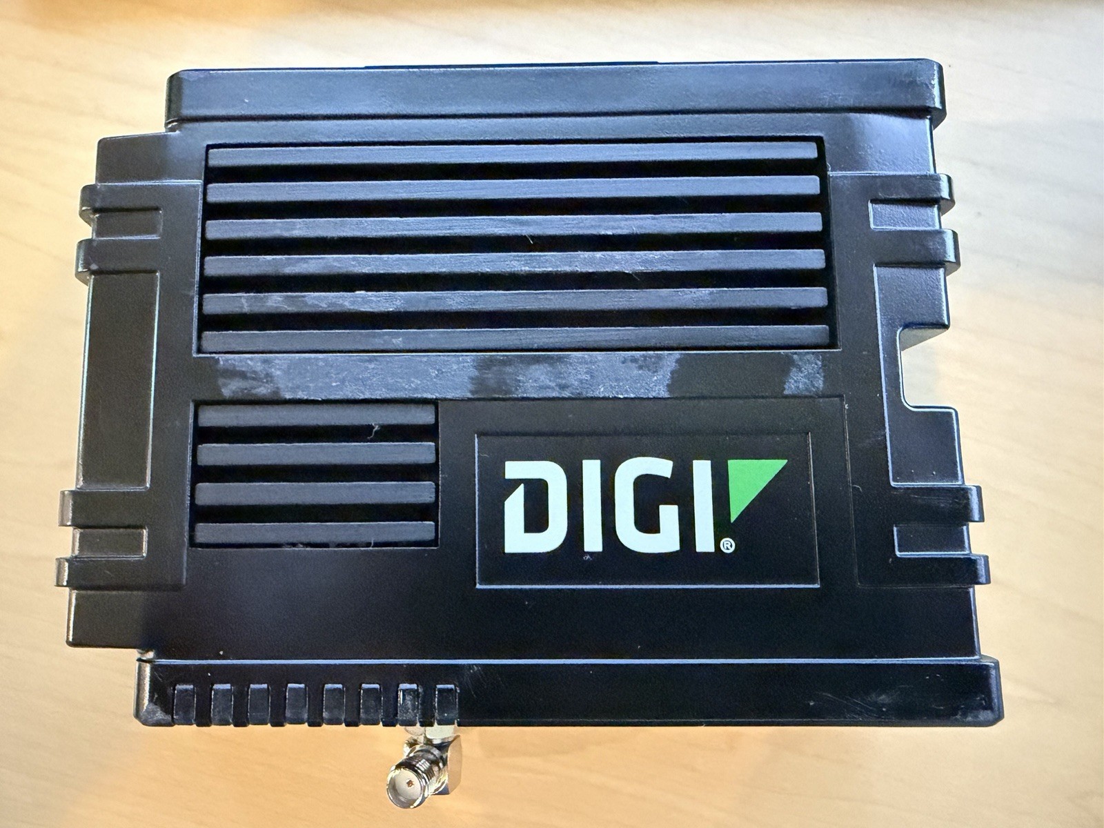 Digi IX10 SIM Cellular, Ethernet Industrial Modem/Wireless Router (Used)