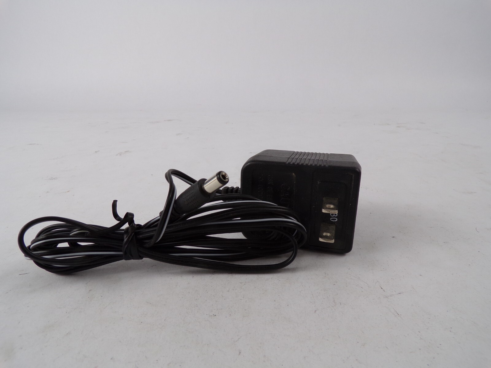Genuine Spec Lin Class 2 L3C-050045R Output 5 V 450mA Power Supply Adapter A55
