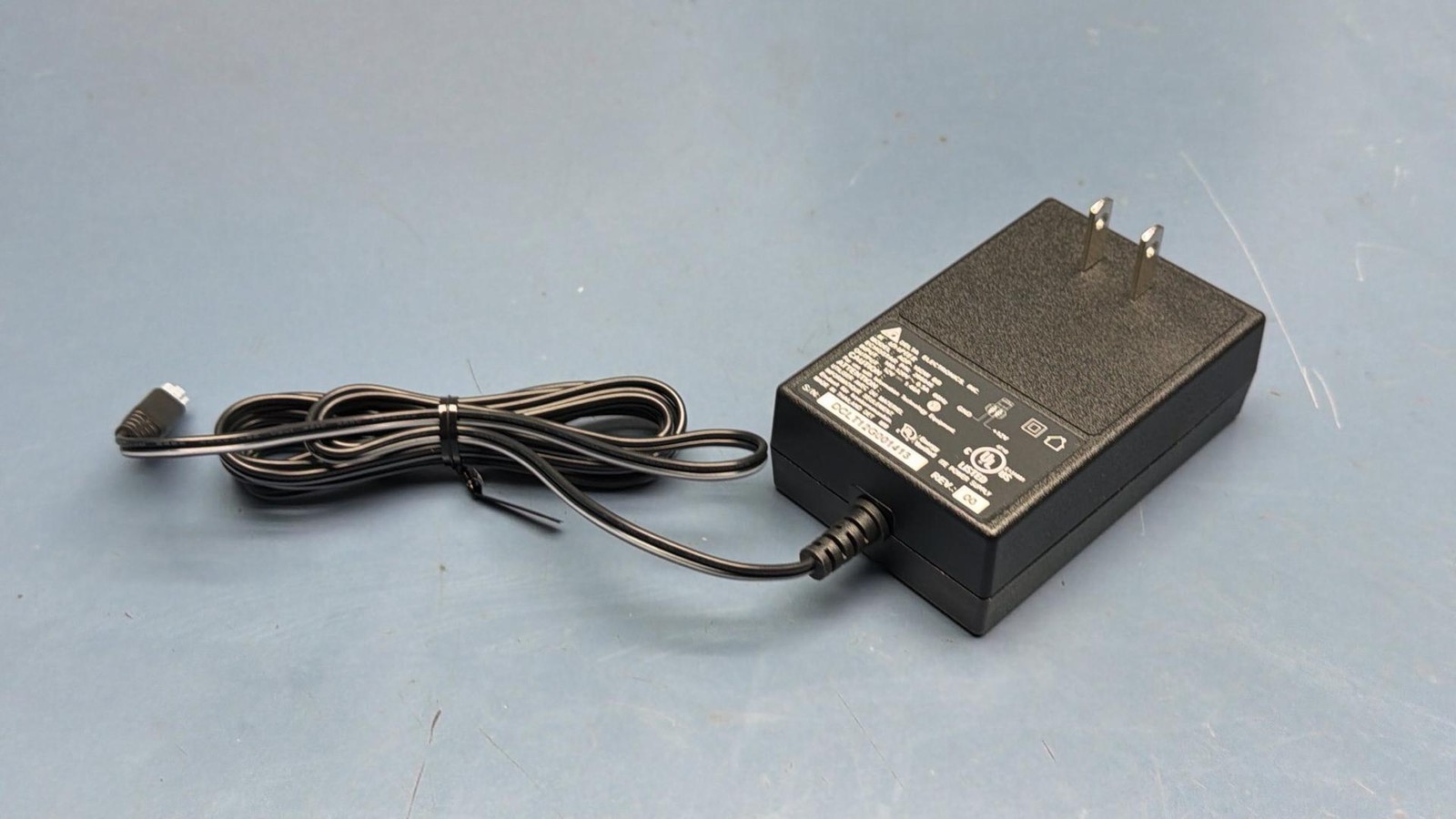 Power Adapter Delta Electronics 12V 1.46A (ADP-18DW BB) (Echostar P/N 208946)