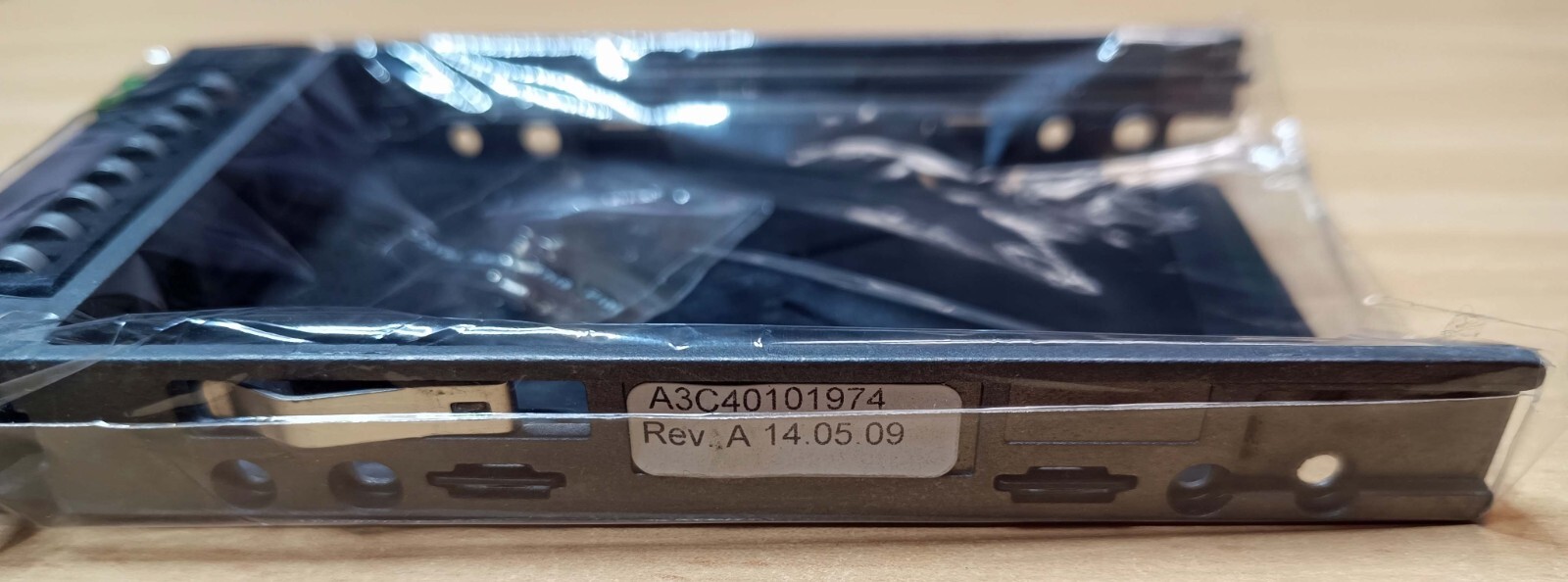 Fujitsu FSC 2.5z HDD SAS SATA Frame Caddy A3C40101974 Primergy Server New Original Packaging