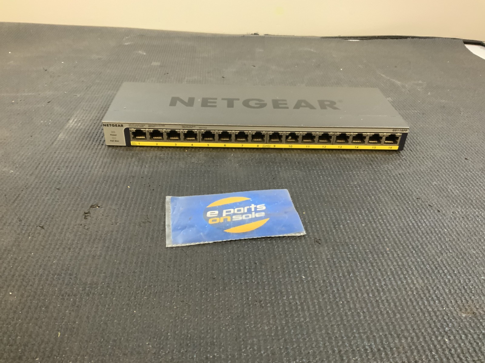 NETGEAR GS116PP 16-Port PoE/PoE+ Gigabit Unmanaged Network Switch, RB V4E