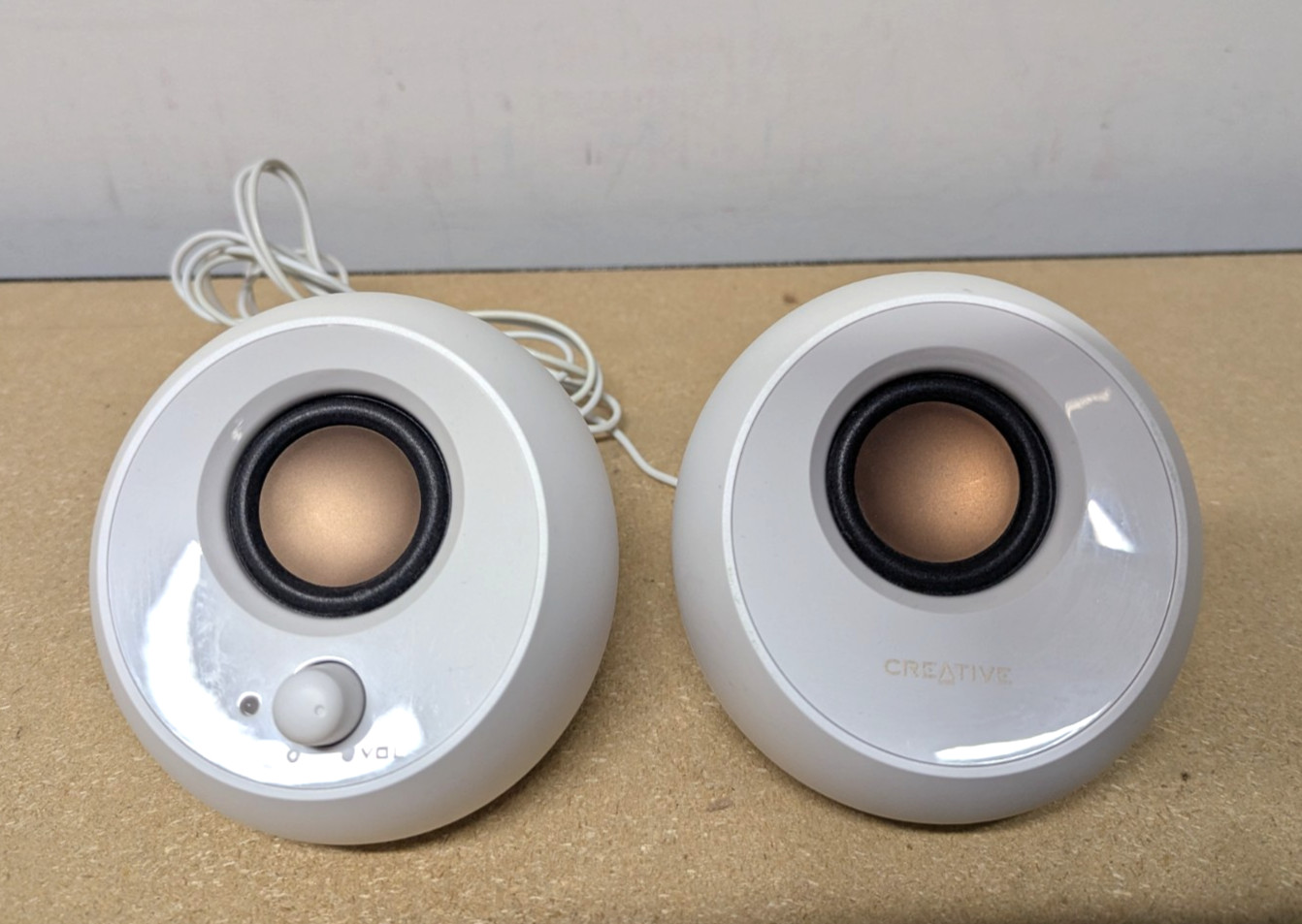 Creative Pebble Modern 2.0 USB Desktop Speakers - White.