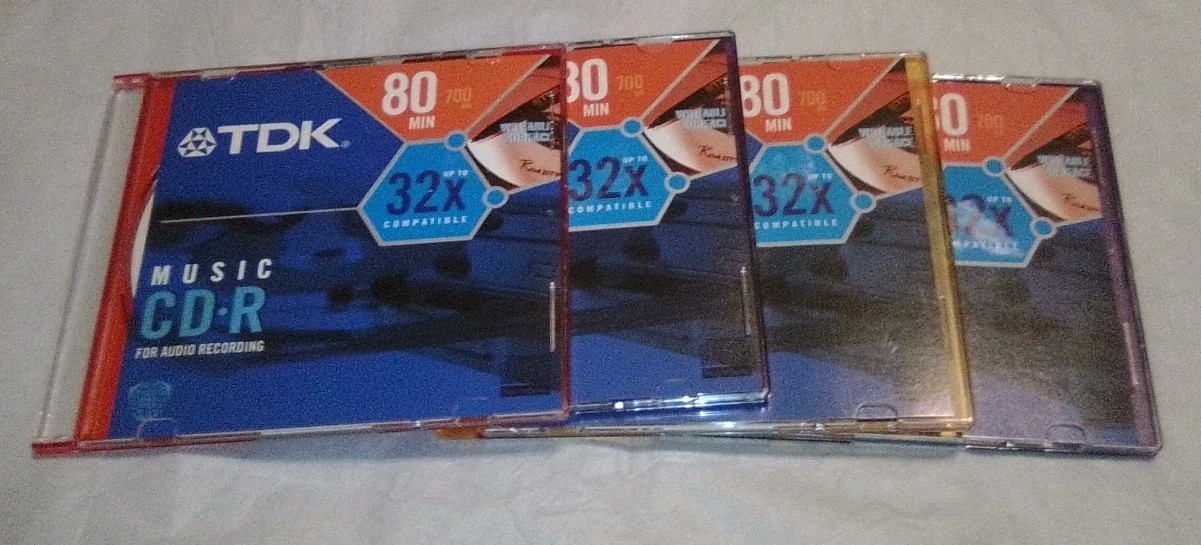 TDK 80-Minute CD-R Disc, Never Used 4 pack Unused Bundle  Colored Cases Open Box