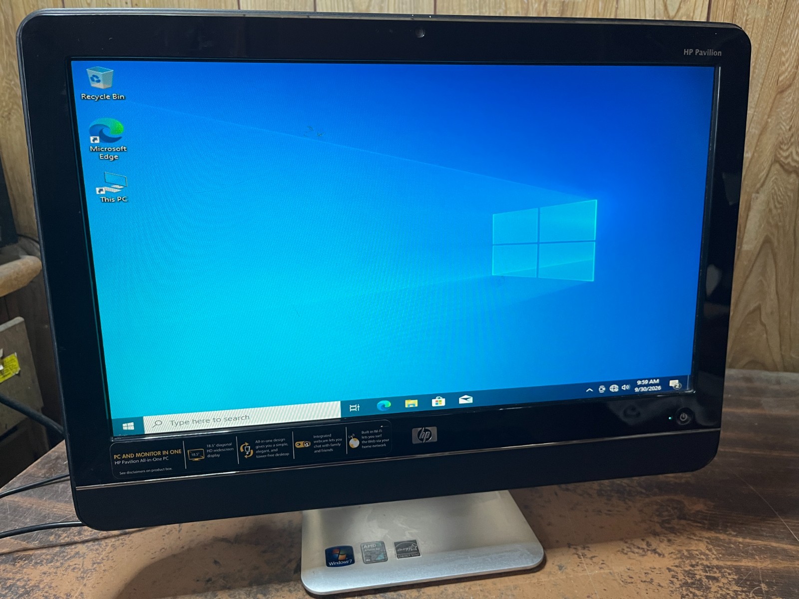 HP Pavilion MS200 20" All In One Windows 10 Computer AMD CPU 2GB 320GB Webcam