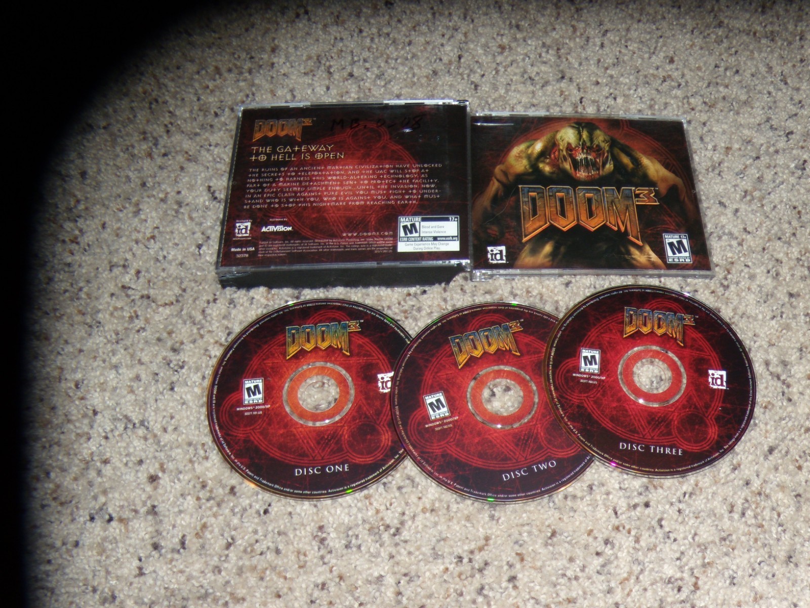 Doom 3 (PC, 2004) Game with key