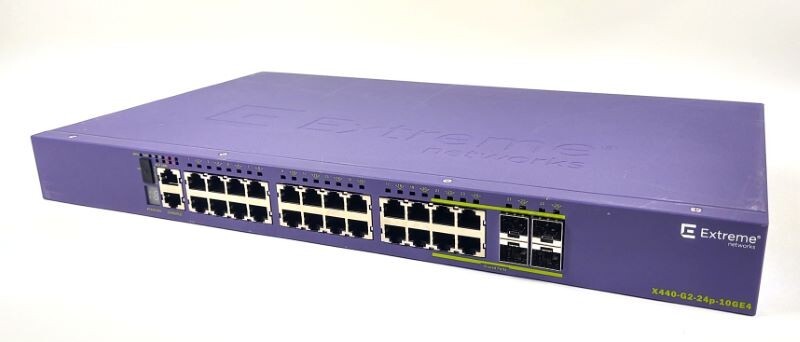 Extreme Networks‎ switch X440-G2-24p-10GE4 4x 1Gb uplinks + 1 year NBD support