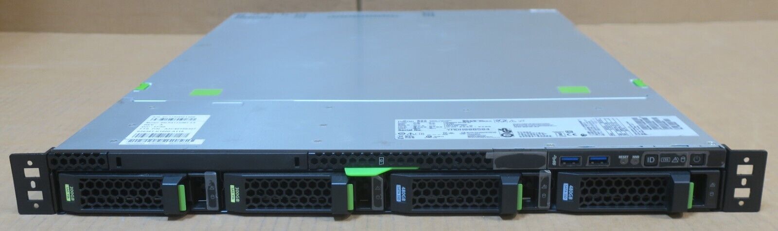Fujitsu Primergy RX1330 M3 4C E3-1270v6 32GB 1.56TB 1U Rack Short Depth Server