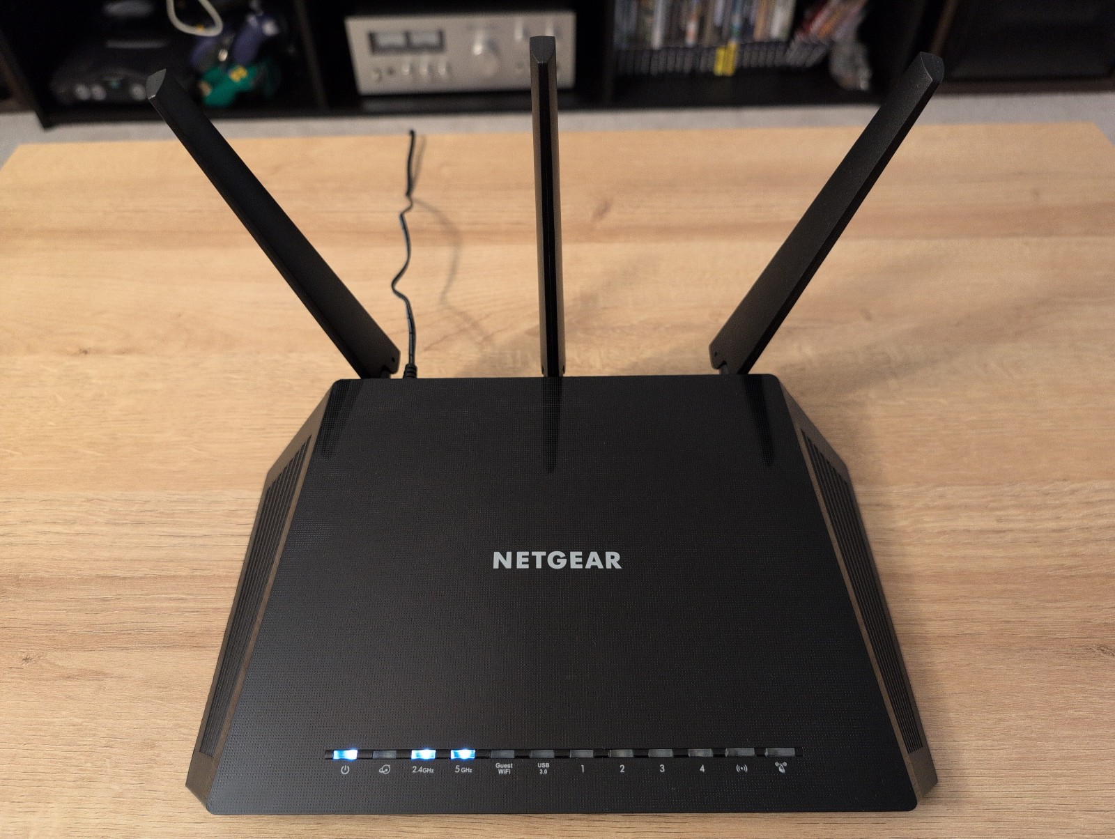 NETGEAR Nighthawk R6900v2 AC1900 WiFi 5 Router Flashed with OpenWRT