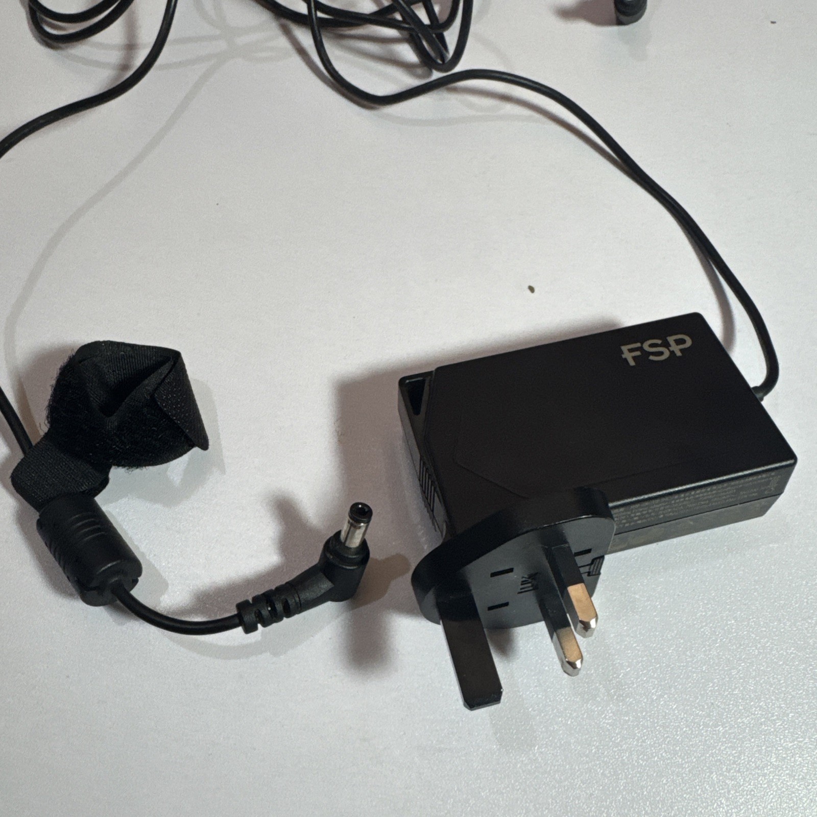 FSP 65W AC Power Adapter Charger – 19V 3.43A – Model FSP065-10AABA – UK Plug