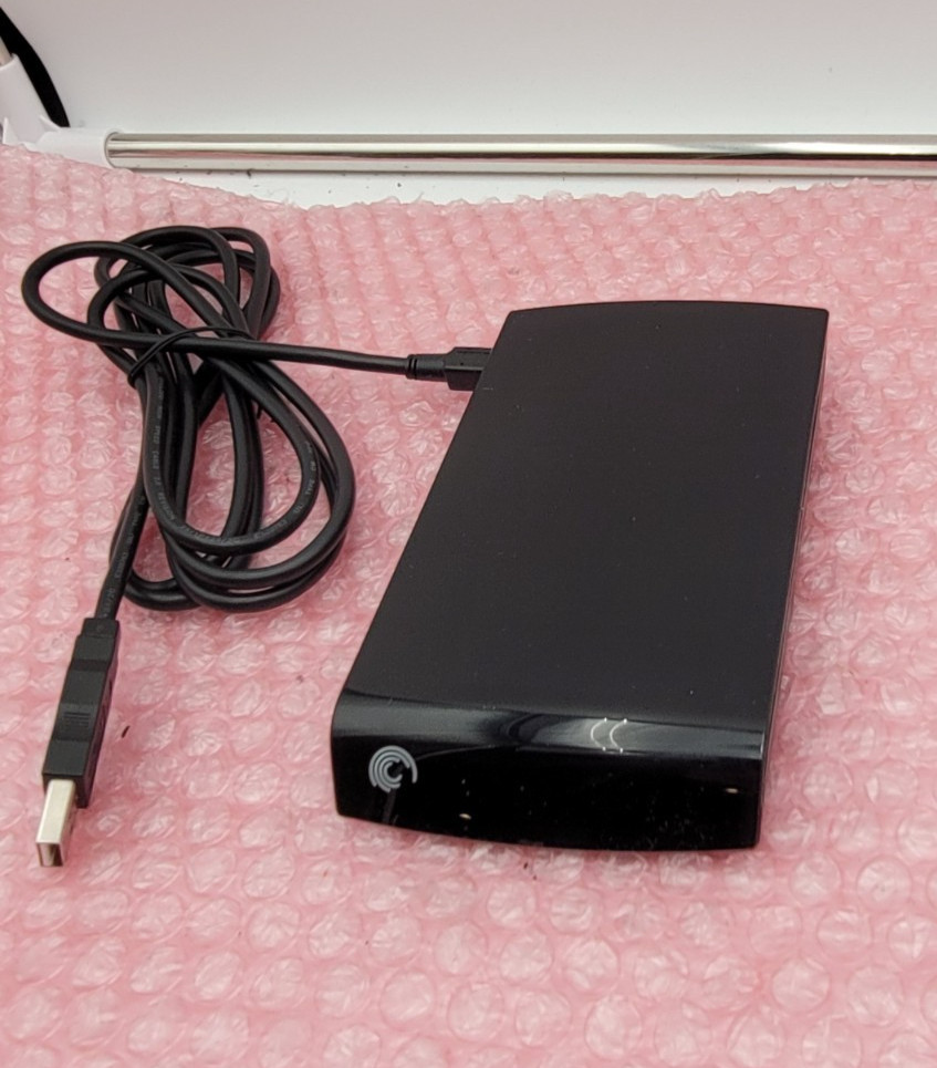 Seagate 500GB External Expansion Portable Hard Drive 9SD2A4-500 - Used & Tested