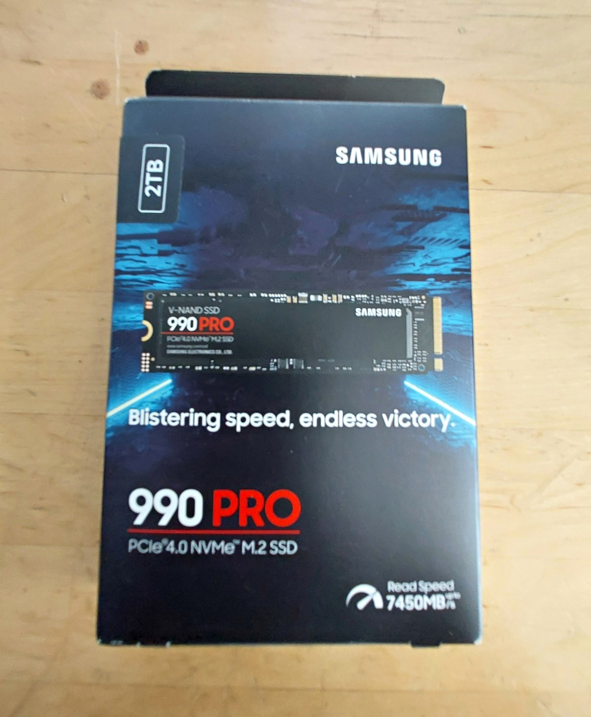 Samsung 990 PRO 2TB PCIe 4.0 NVMe M.2 Internal SSD MZ-V9P2T0 7450MB/s