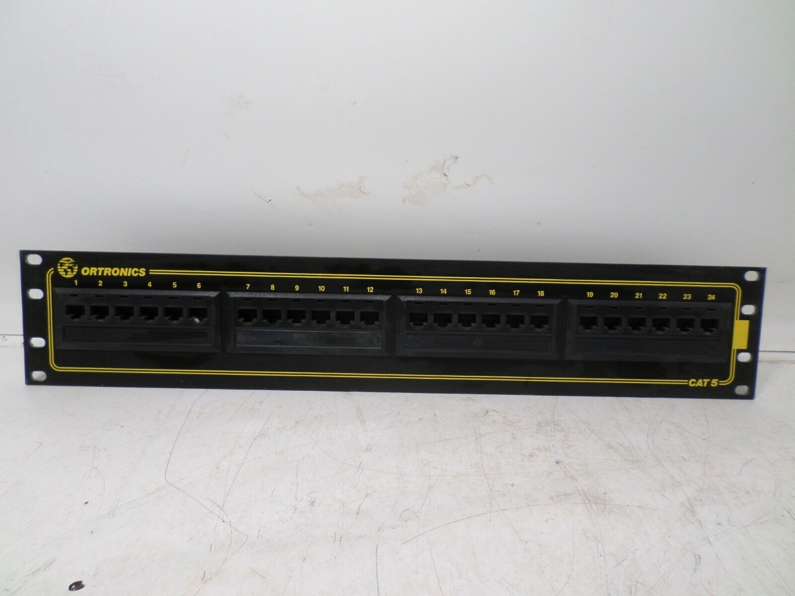 Ortronics OR-851000304 24 Port CAT5E Patch Panel Clarity Rack Mount