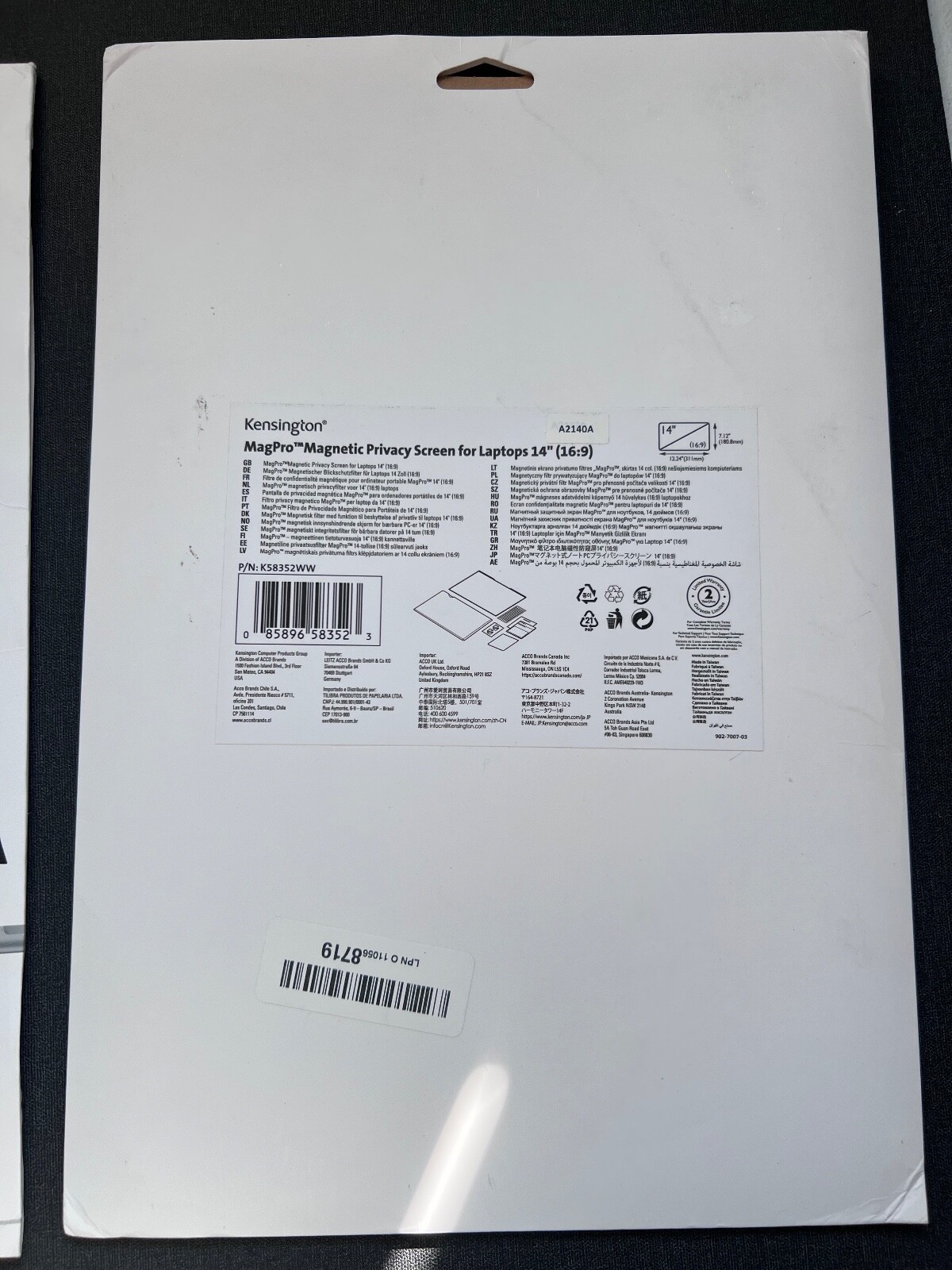 Kensington MagPro Magnetic Privacy Screen for Laptop 14" 16:9 - Black