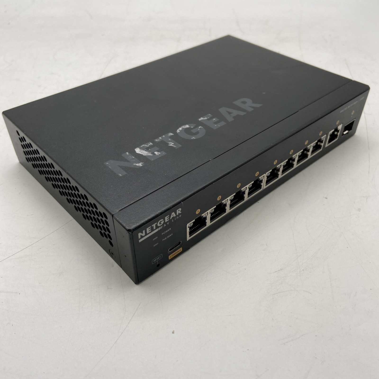 Netgear AV Line M4250-9G1F-PoE+ GSM4210PD 10-Port PoE+ Managed L3 Network Switch