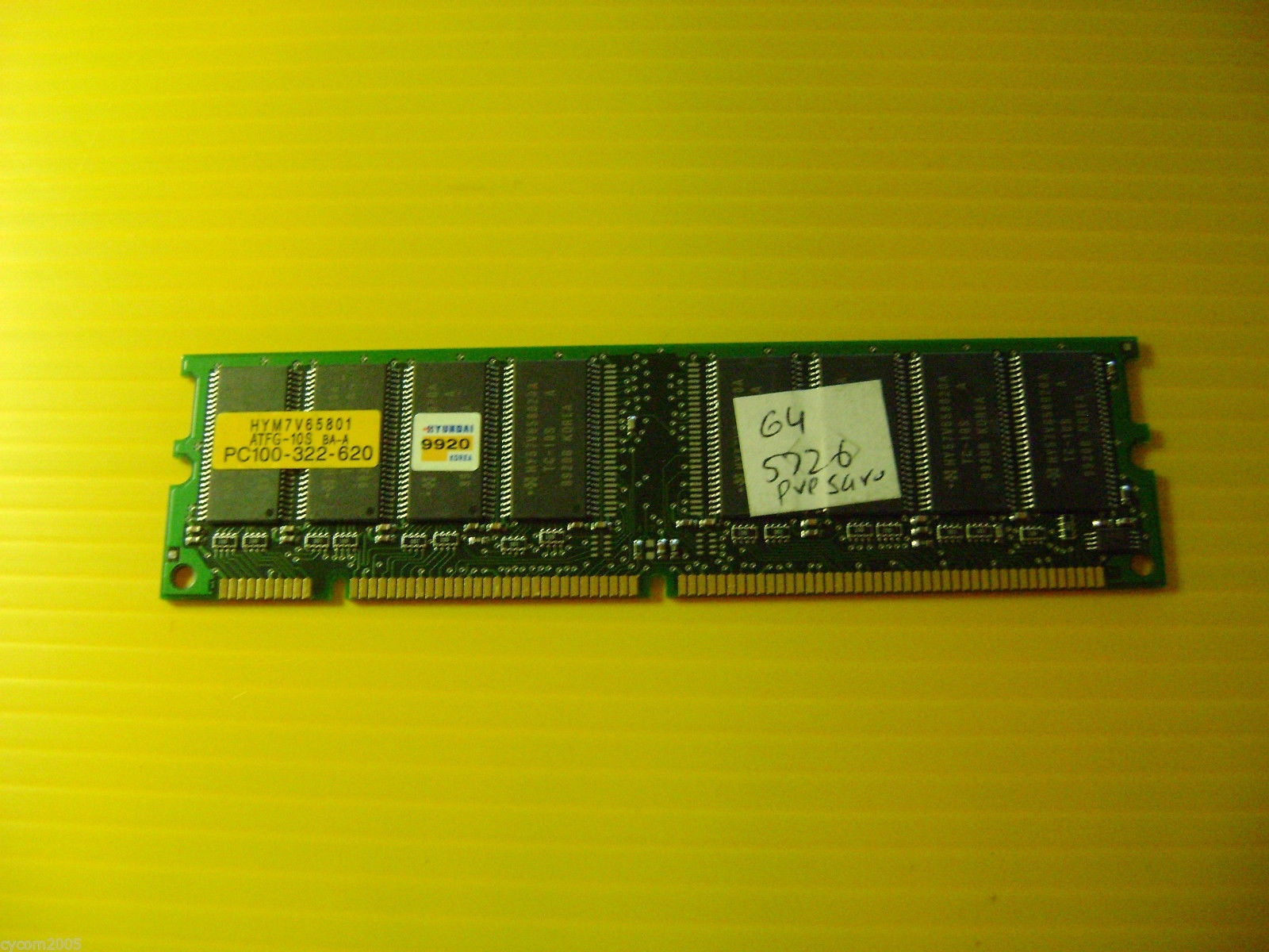 Hyundai HYM7V65801 SDRAM 100MHz 64MB PC100 144-pin SDRAM Memory